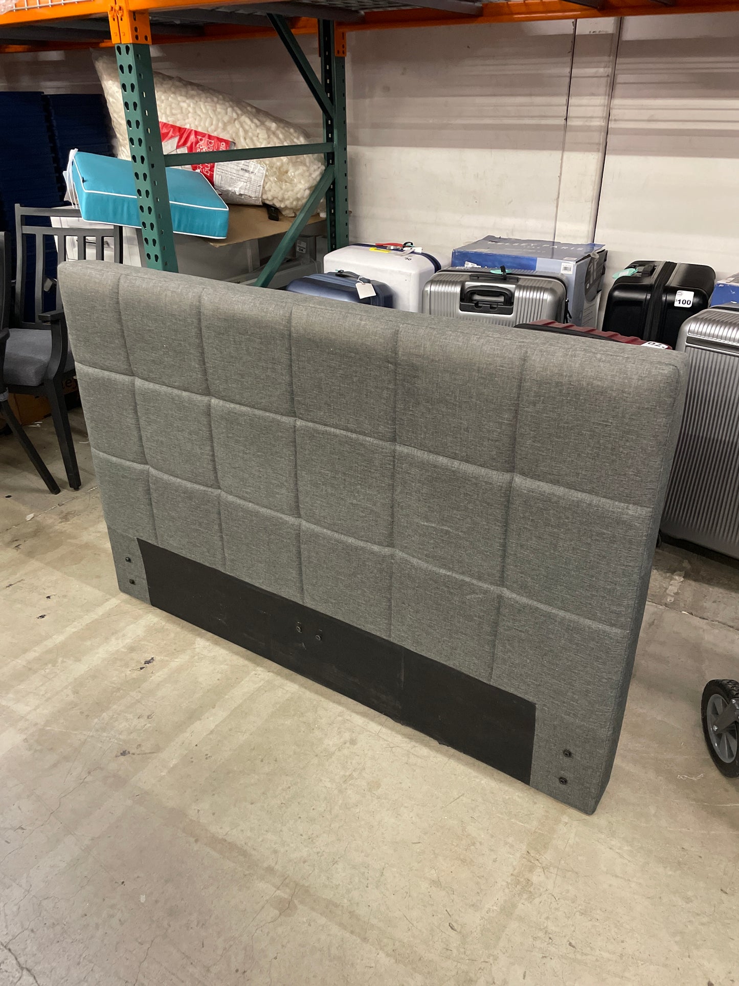 FULL - Blackstone by Zinus Upholstered Square Stitched Full Size Platform Bed