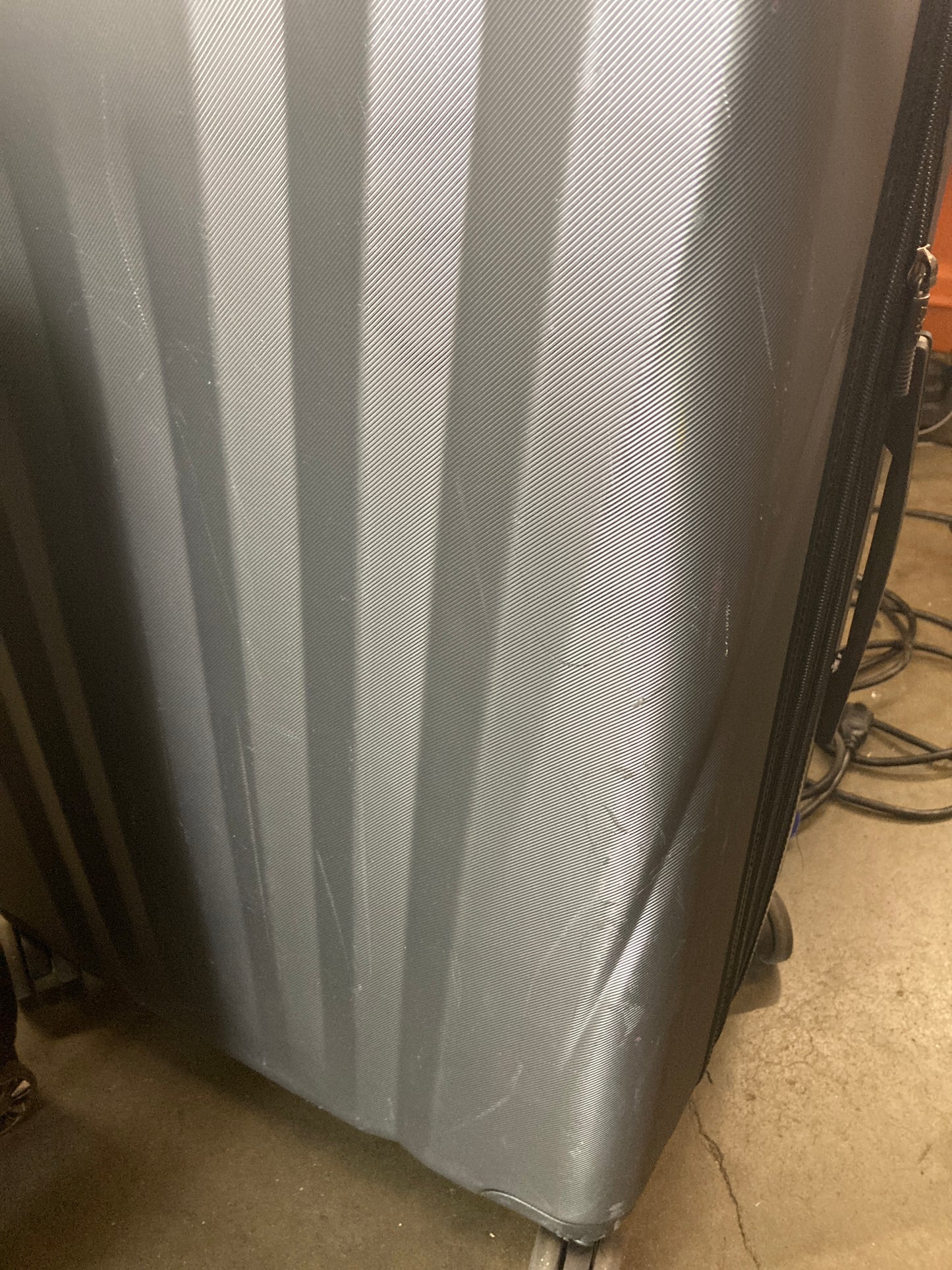 Costco - Ricardo Beverly Hills Windsor 2 Piece Luggage Set Graphite - Retail $179 Default Title