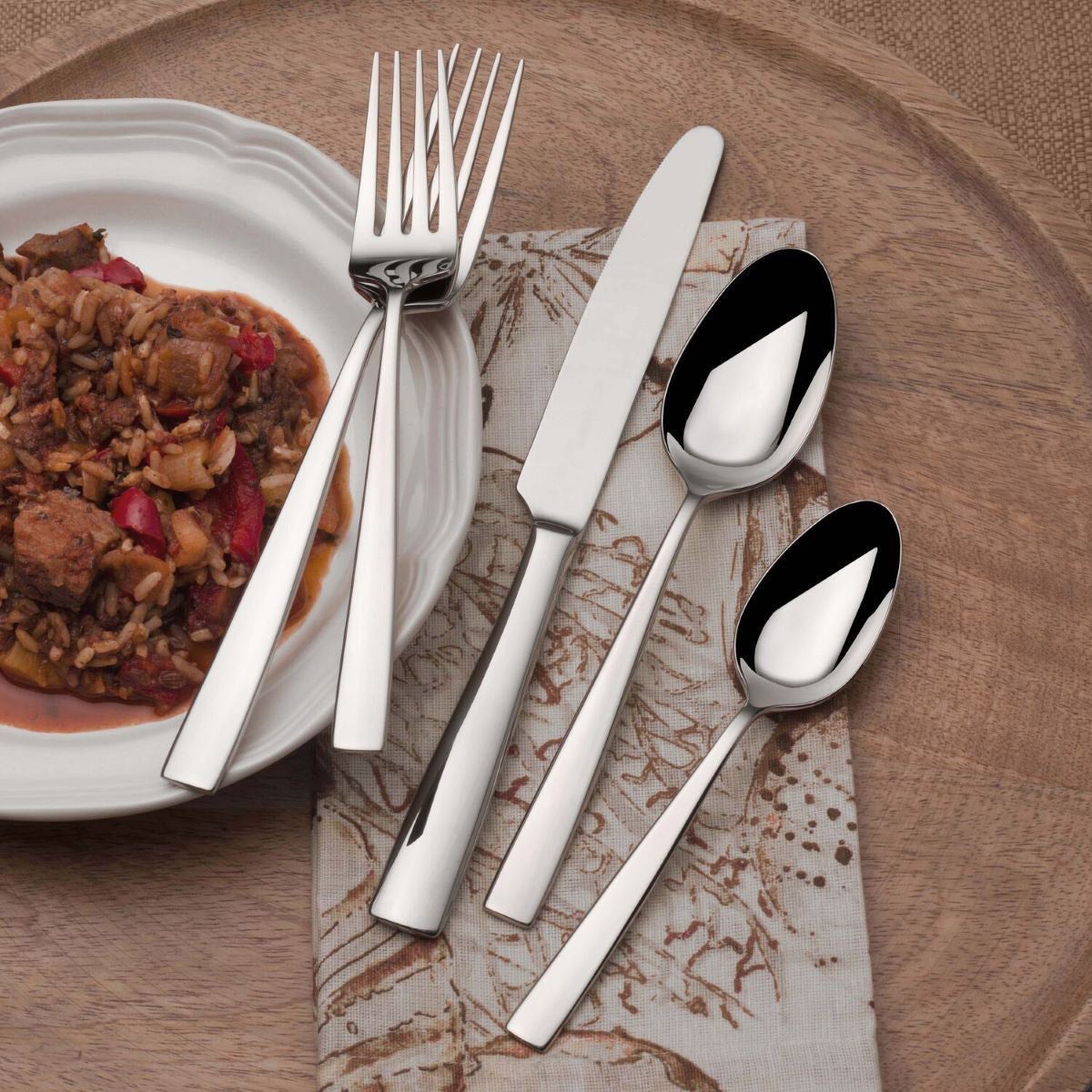 Mikasa Everett 101-piece Flatware Set