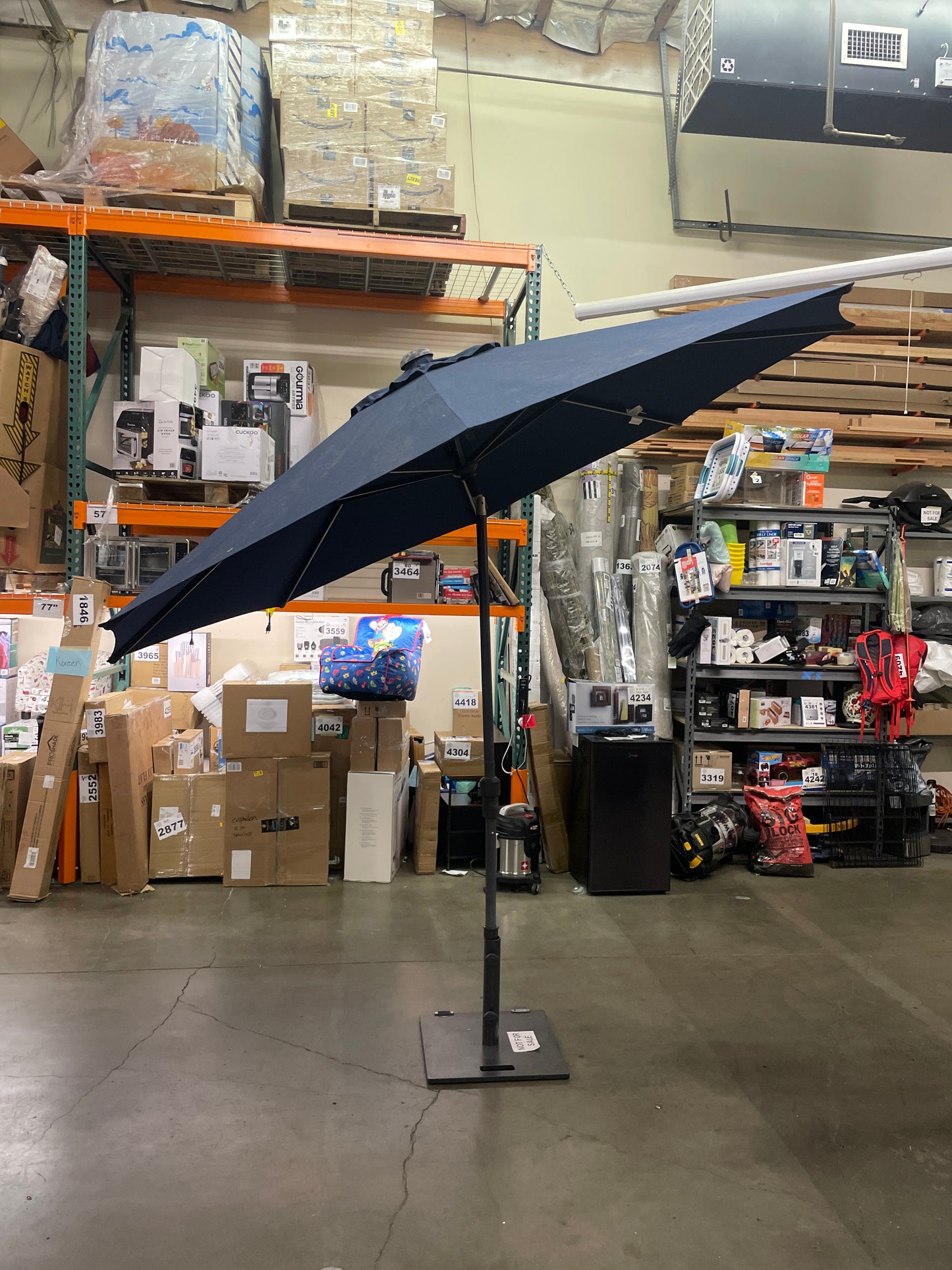 ACTIVA 10' MKT UMBRELLA - Retail $129