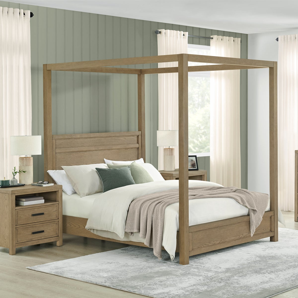 Oaklynn Canopy King Bed