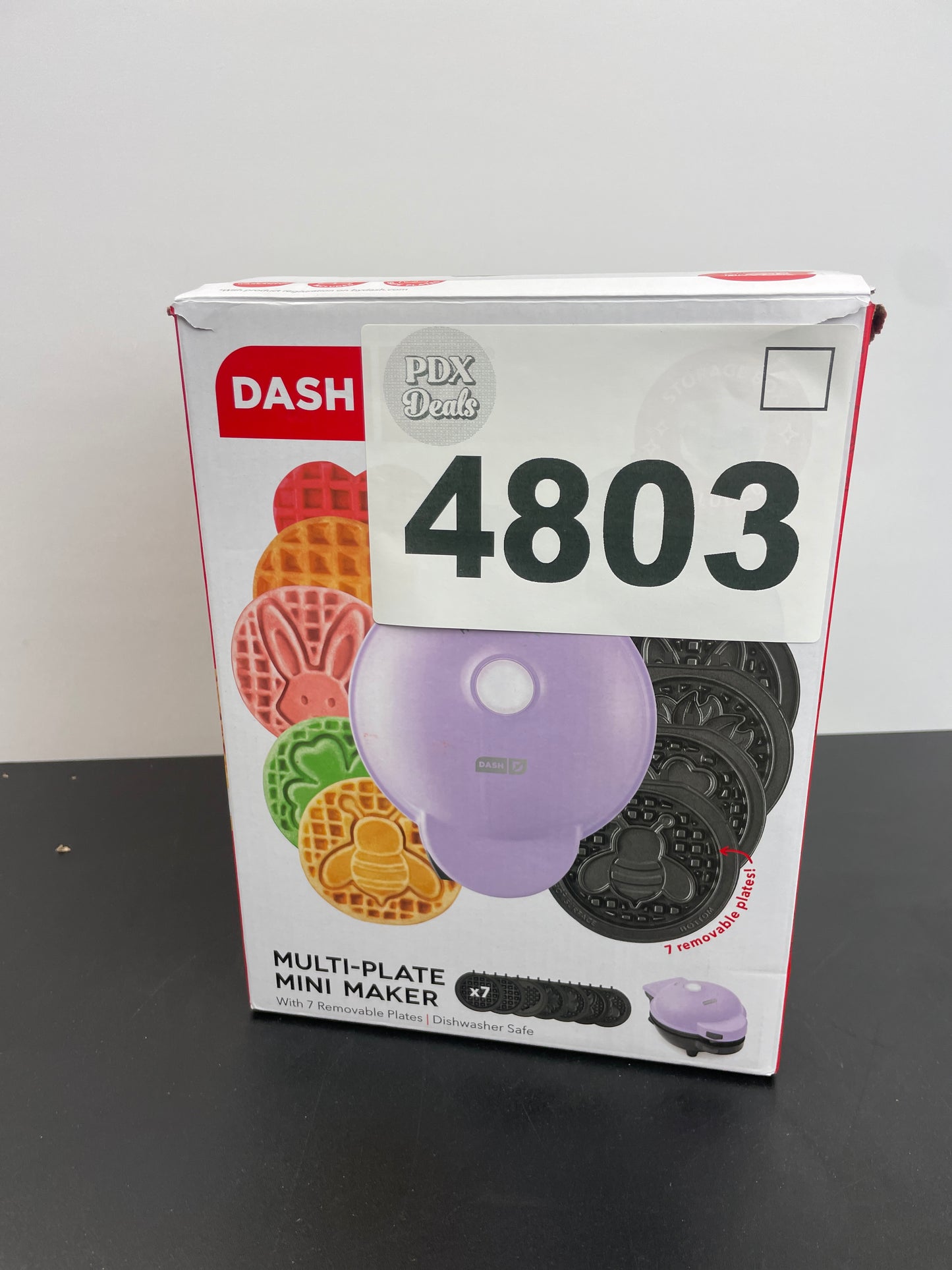 DASH MINI WAFFLE MAKER - Retail $29