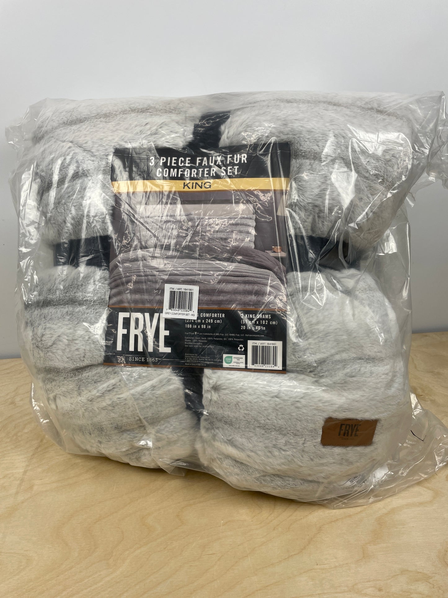 FRYE 2” Jacquard Channel, Faux Fur Comforter Set - Retail $100