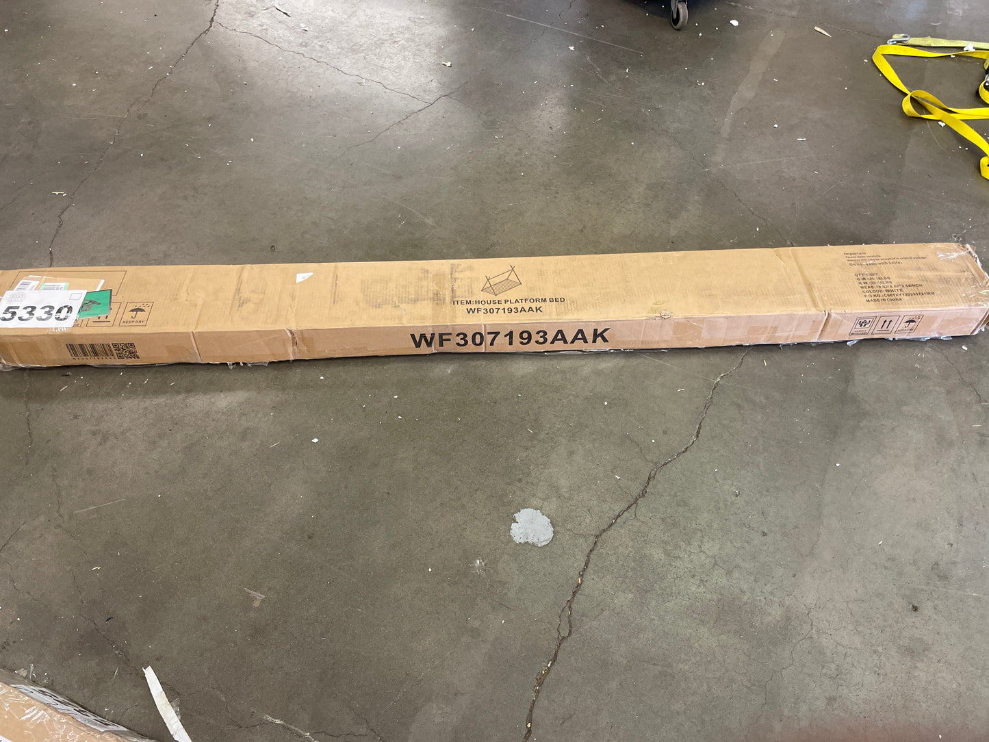 Montessori Floor Bed Frame Twin Size, Twin Floor Bed with Slats and Triangle Structure, Kids House Floor Bed/Montessori Bed for Kids, Girls, Boys, Twin Floor Bed White - Retail $199