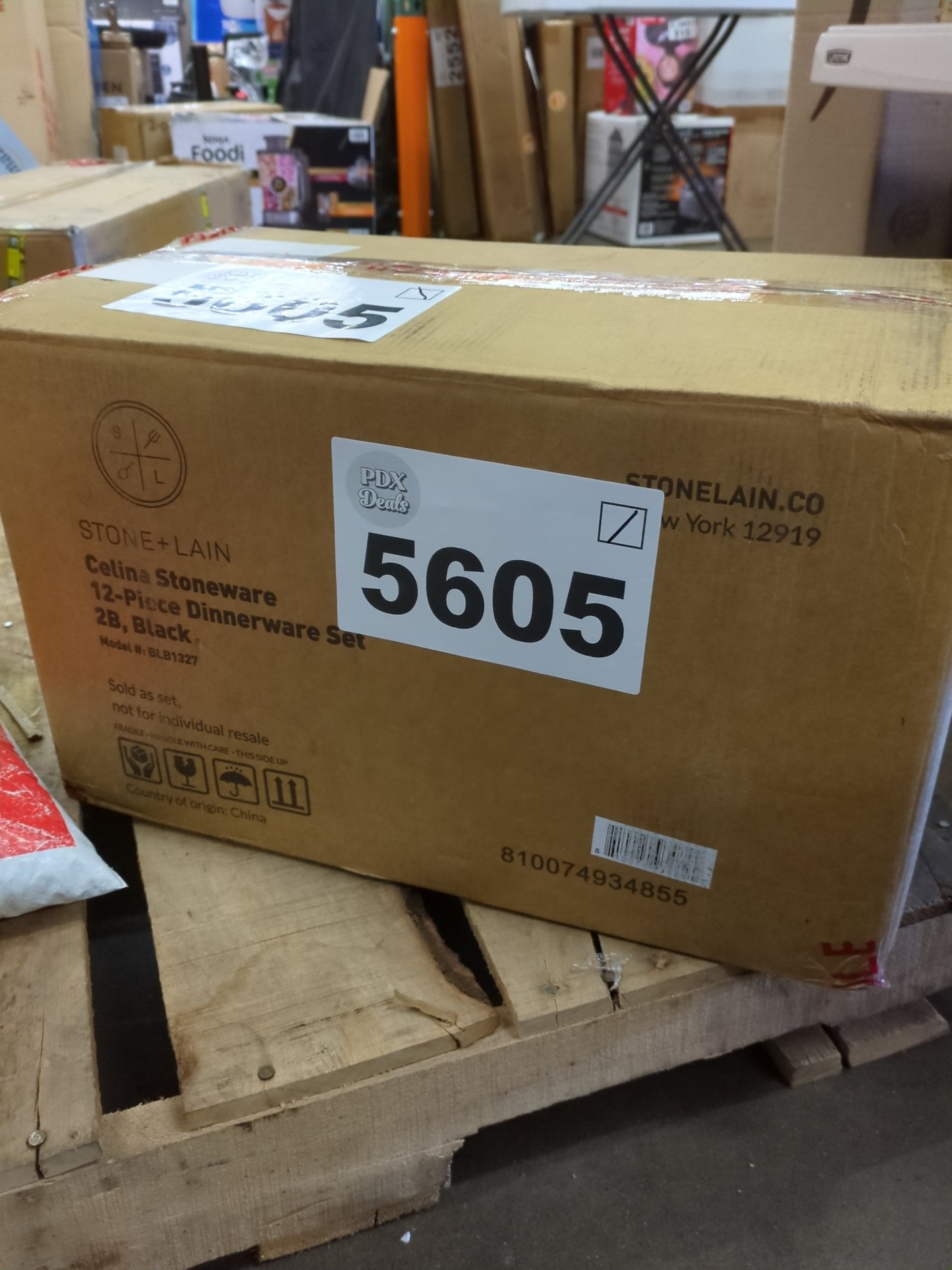 S+L CELINA DINNERWARE - Retail $114