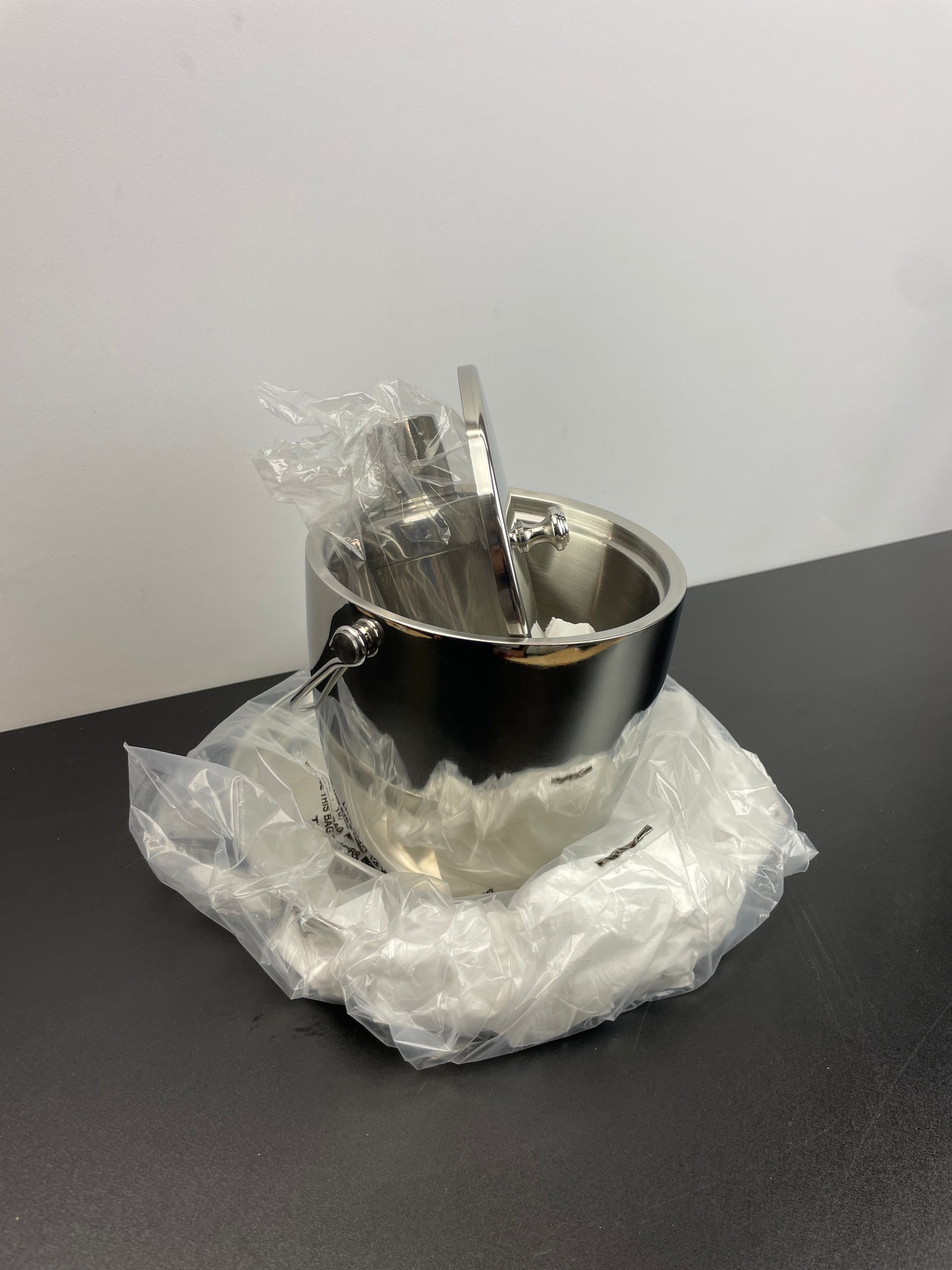 MIKASA LUXE BARWARE 4PC - Retail $52