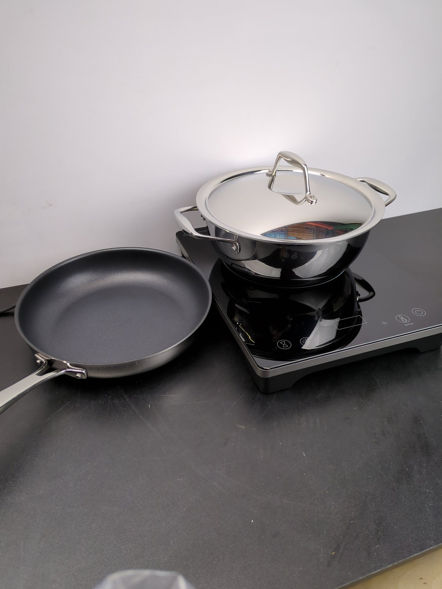 TRAMONTINA 4 PC INDUCTION - Retail $119