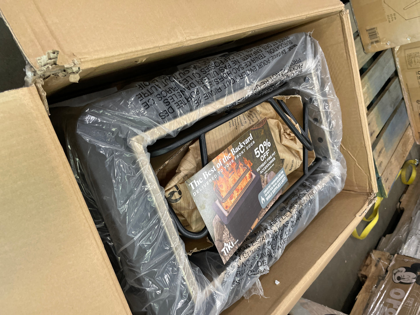 TIKI BRAND 21.5" RETREAT - Retail $99