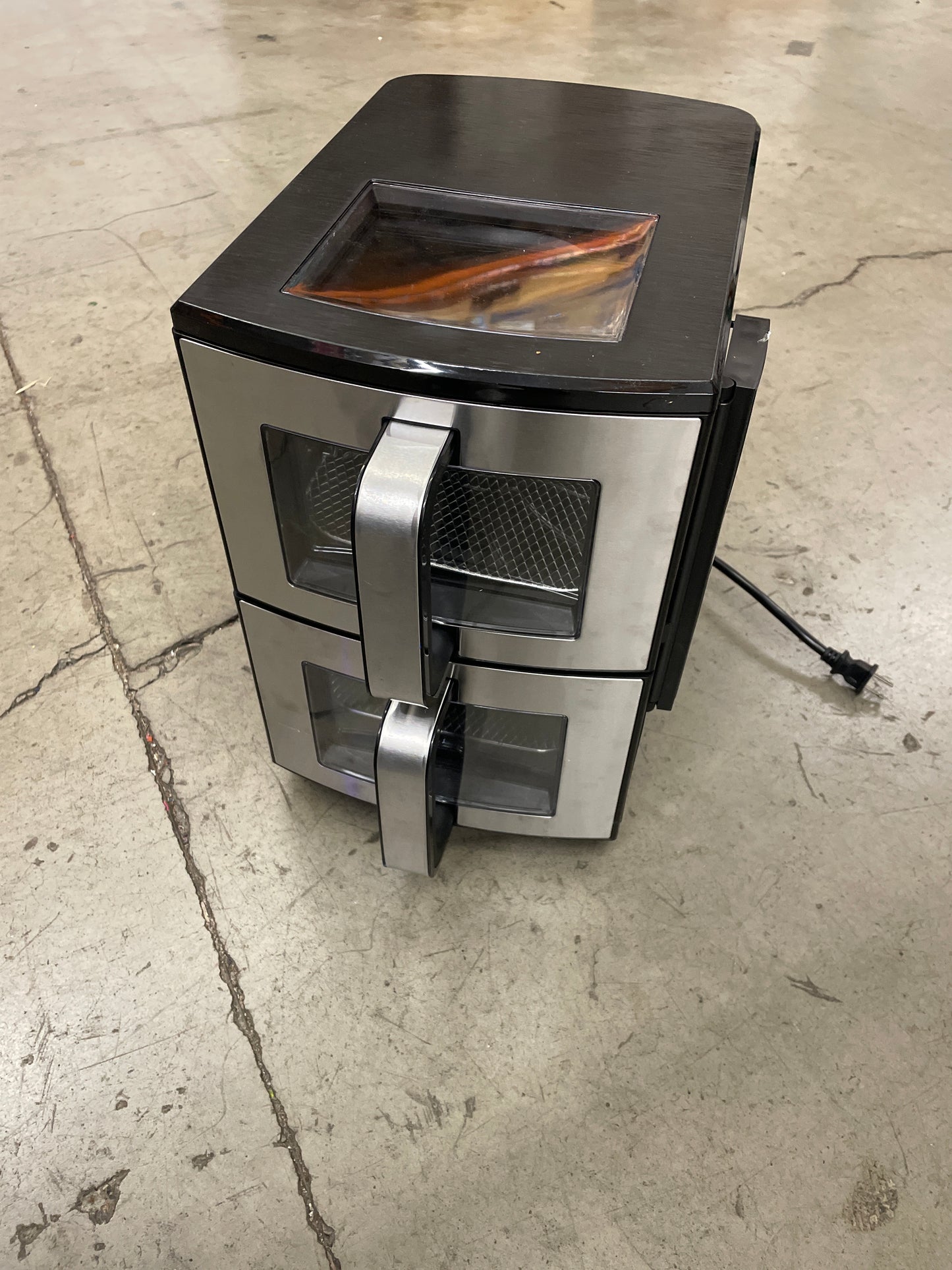 Gourmia 11-QT. Dual Basket Air Fryer with Smart Finish & 4-Layer Cooking