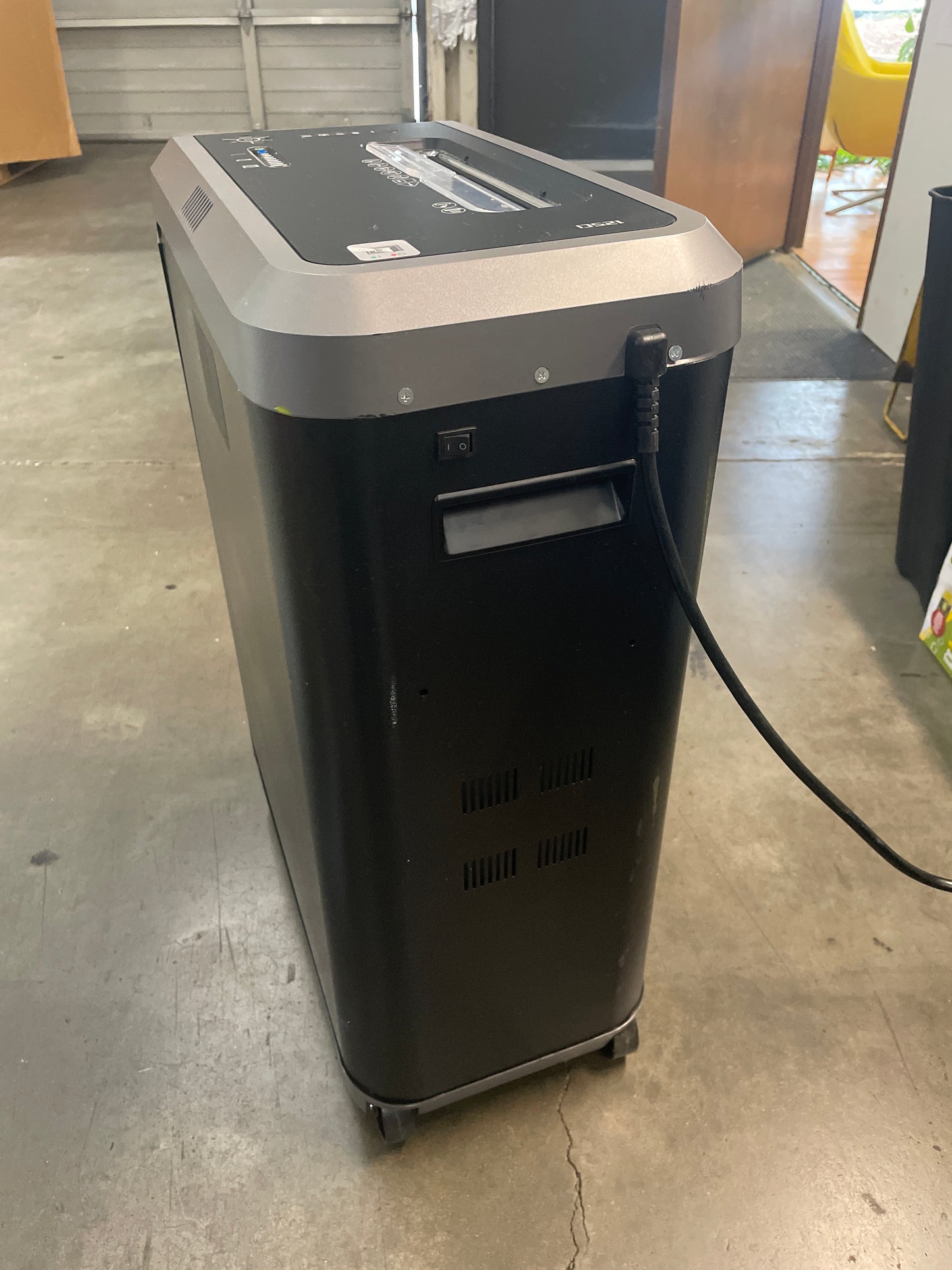 Fellowes Powershred 125Ci 20-Sheet Crosscut Shredder