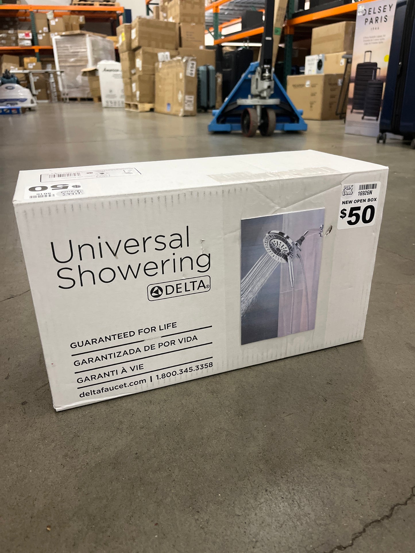 NEW - Delta 6-setting In2ition Hand Shower With ProClean, Chrome