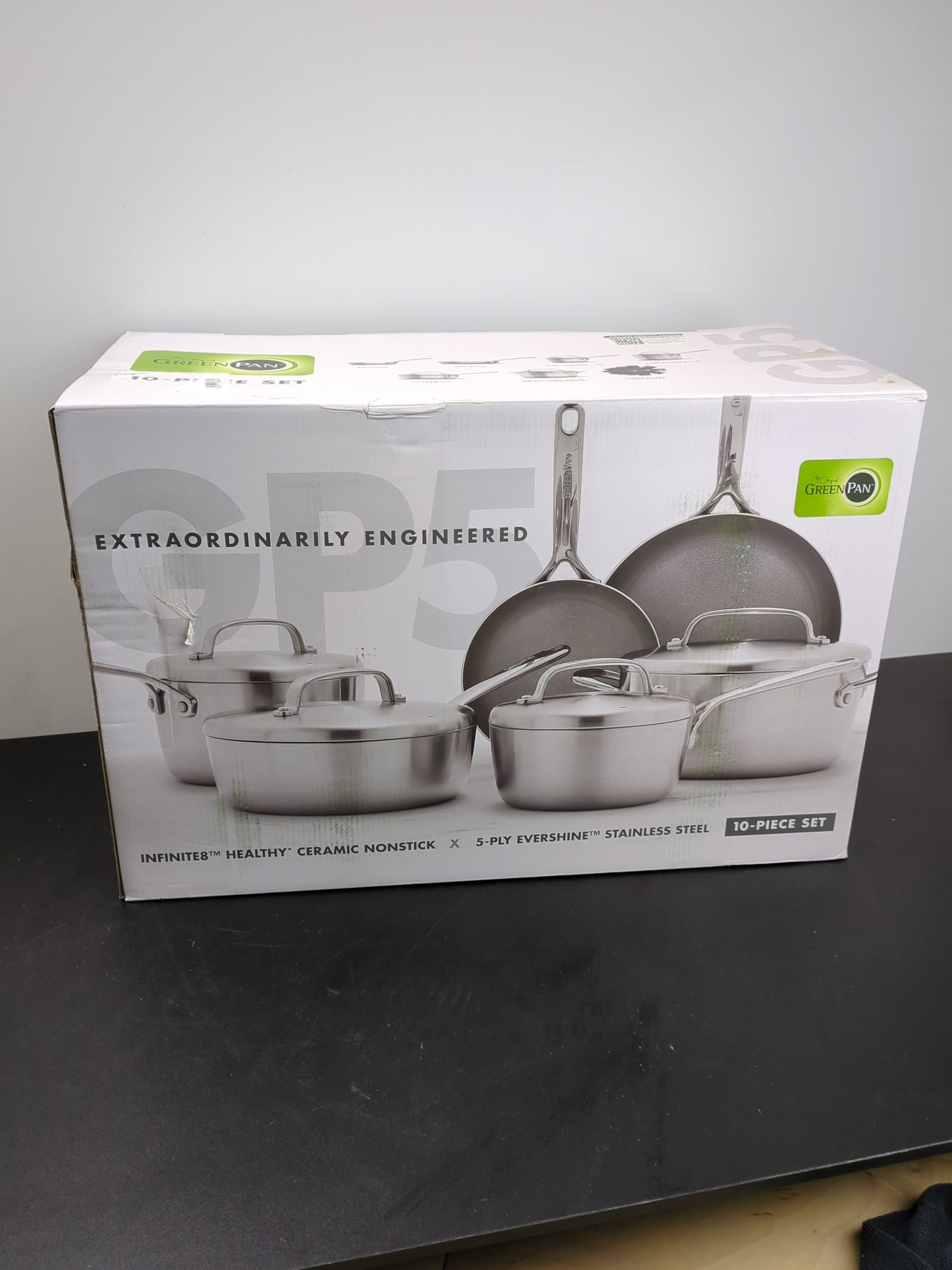 GREENPAN GP5 CERAMIC NON- - Retail $379