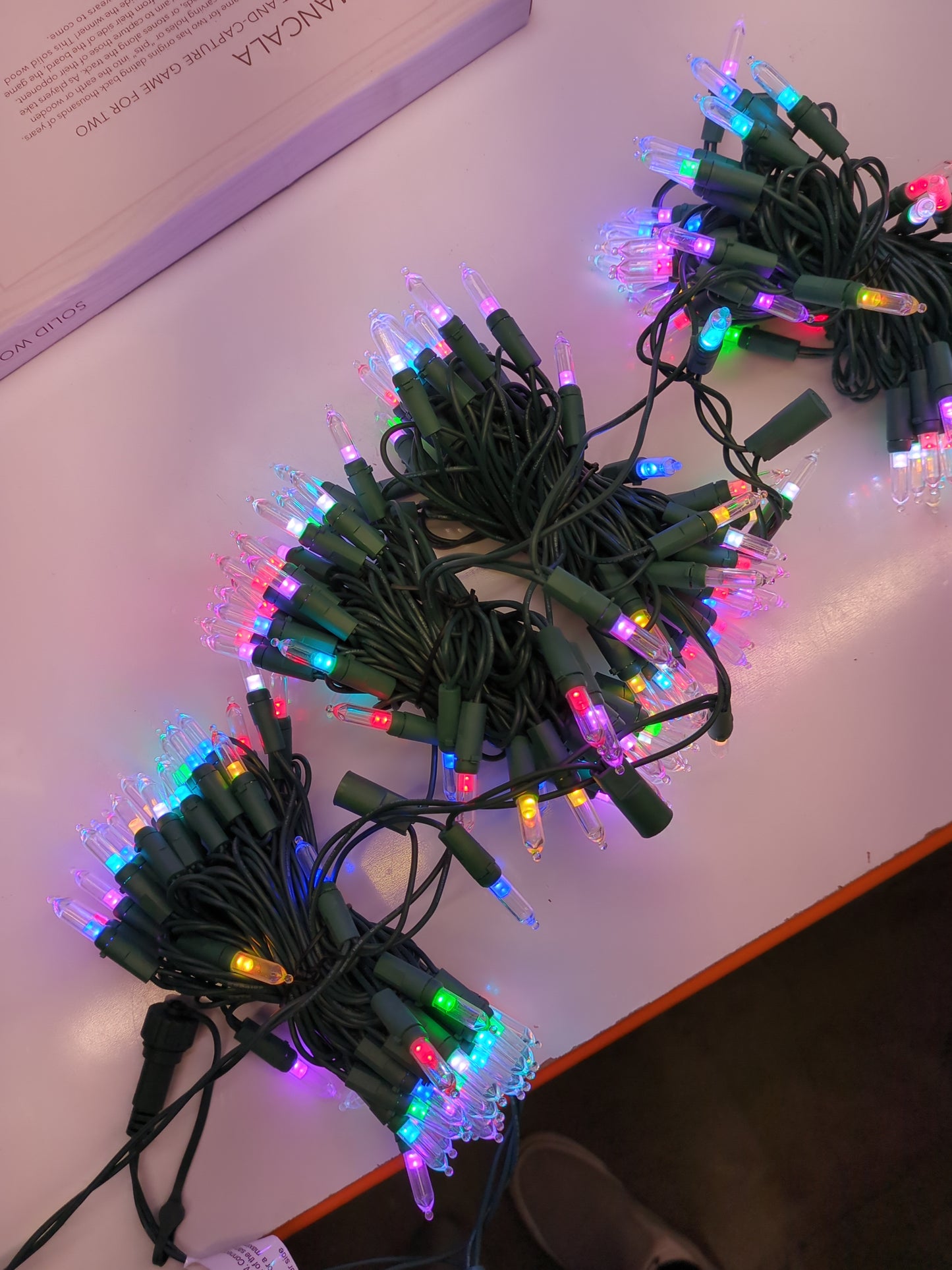 SYLVANIA STAYLIT 200LT - Retail $29