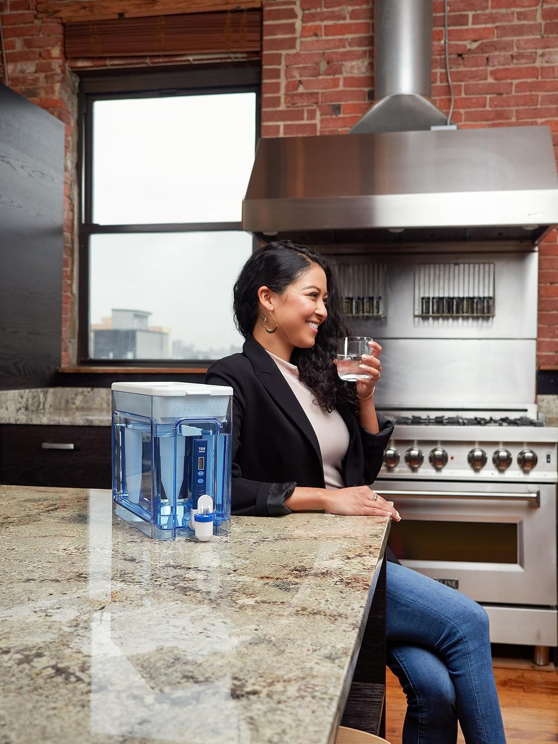 NEW - ZeroWater 32-Cup Ready-Read 5-Stage Water Filter Dispenser with Instant Read Out - 0 TDS for Improved Tap Water Taste - IAPMO Certified to Reduce Lead, Chromium, and PFOA/PFOS