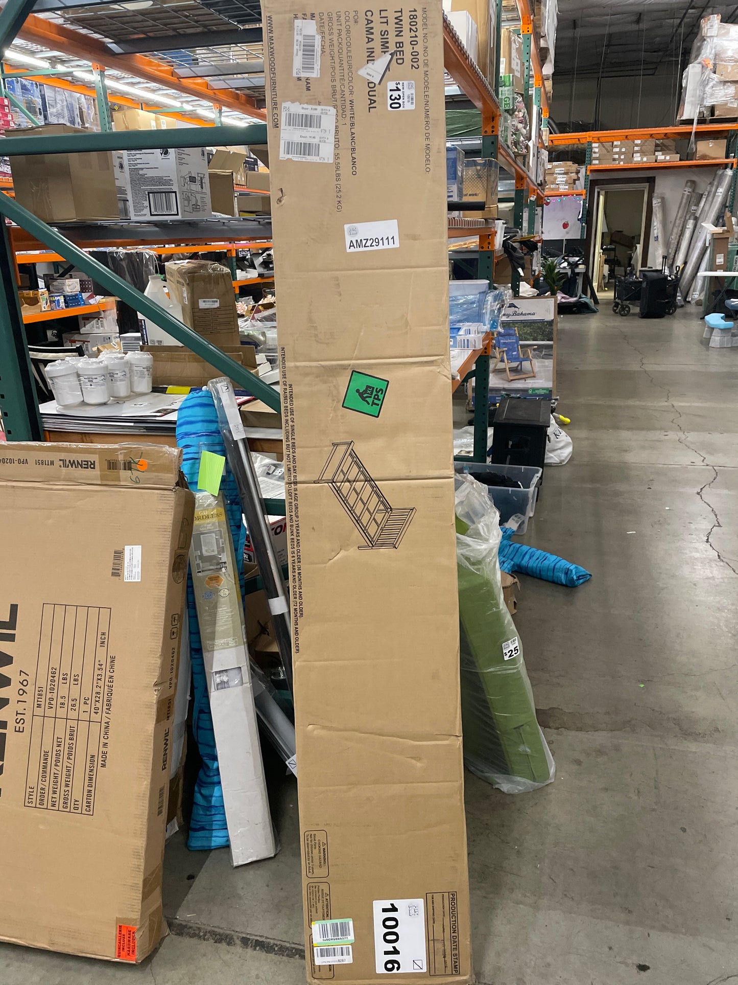 Max & Lily Twin Bed Frame with Slatted Headboard, Solid Wood Platform Bed for Kids, No Box Spring Needed, Easy Assembly, White