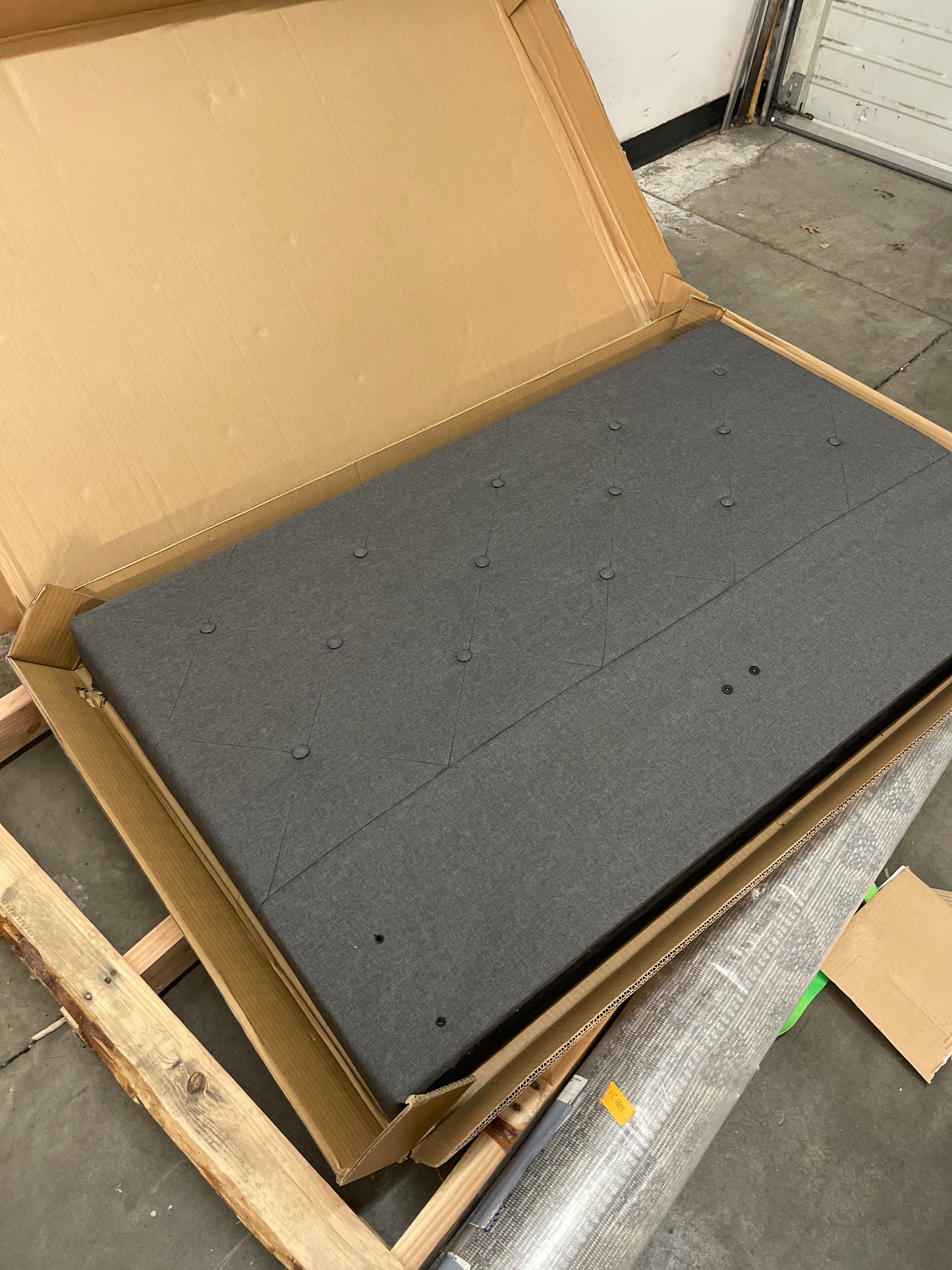 ZINUS Shalini Upholstered Platform Bed Frame, Mattress Foundation, Wood Slat Support, No Box Spring Needed, Easy Assembly, Dark Grey, Full - Retail $177