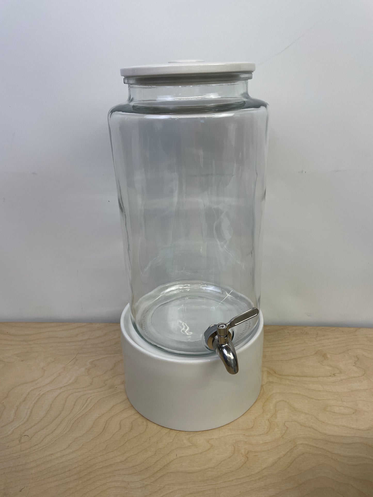 Drink Dispenser with Ceramic Stand