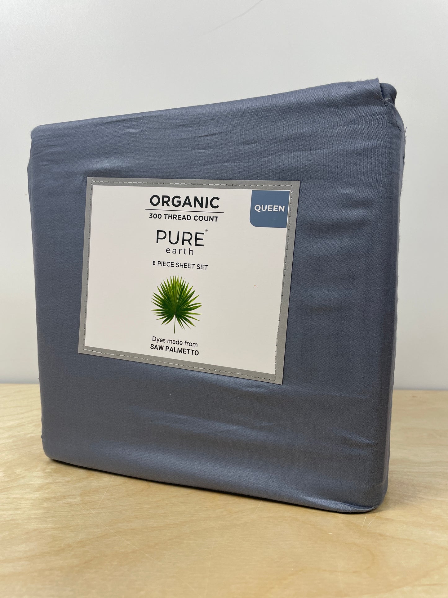 QUEEN Pure Earth Organic 300 Thread Count 6-piece Sheet Set - Retail $60