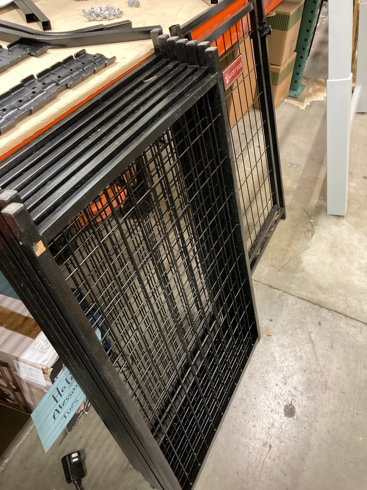 Costco - Lucky Dog STAY Series Studio Jr. Dog Kennel 4'x4' with Privacy Screen - Retail $229