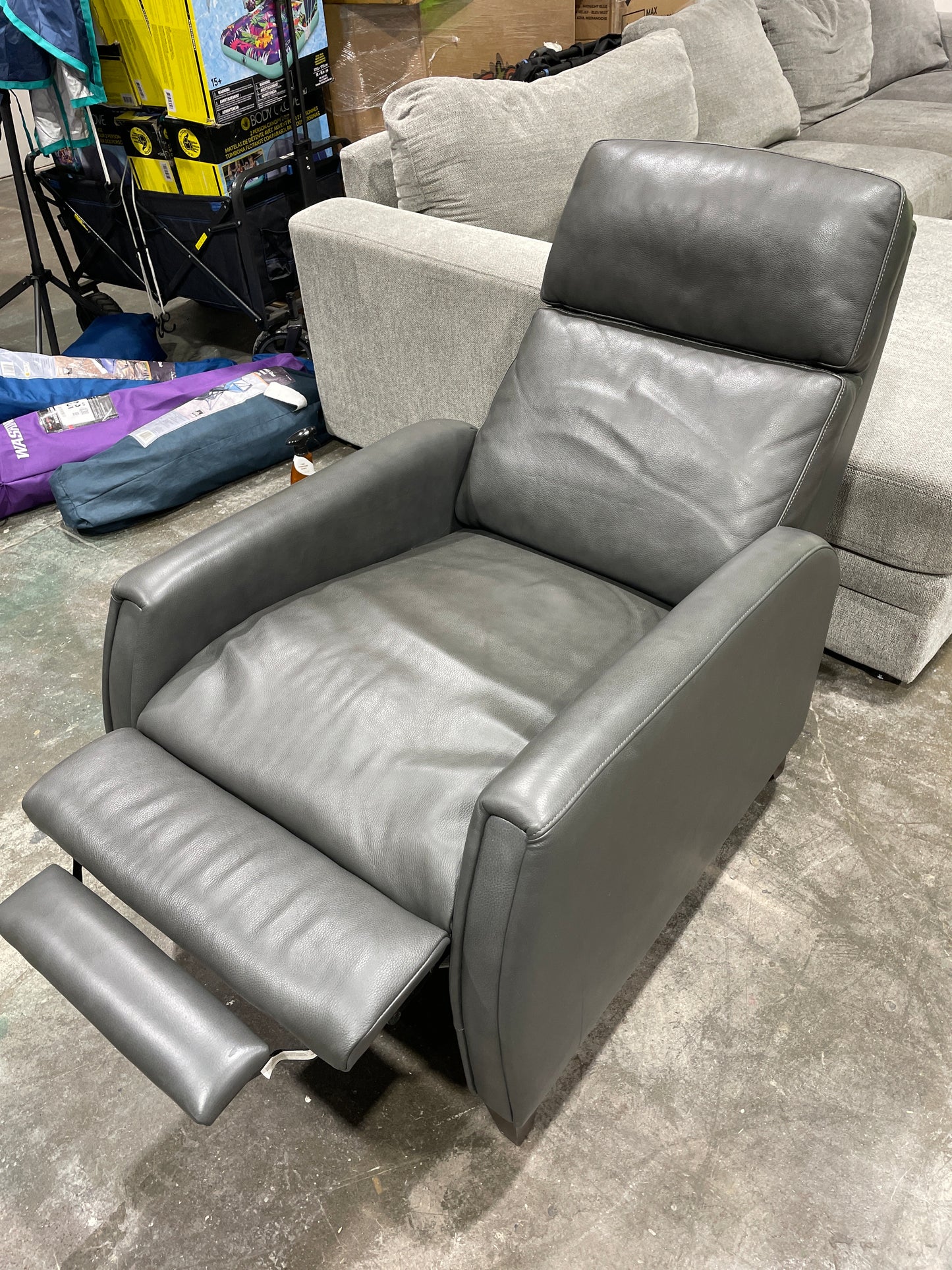 Costco - Decklyn Leather Pushback Recliner
