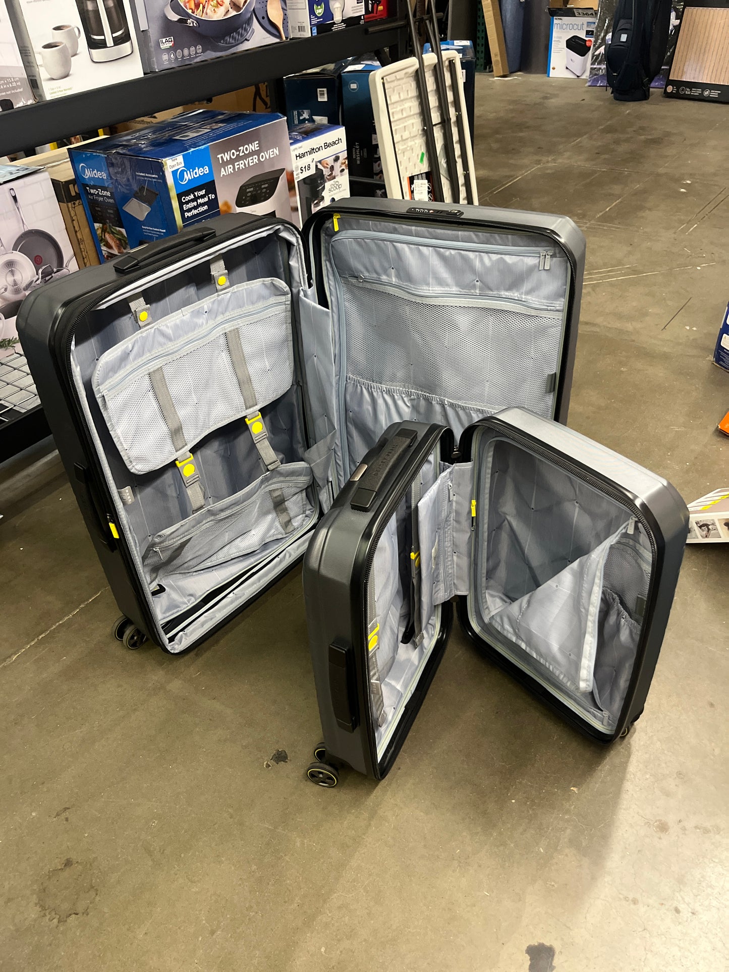 Delsey Helium Edge Gray 2-piece Hardside Set