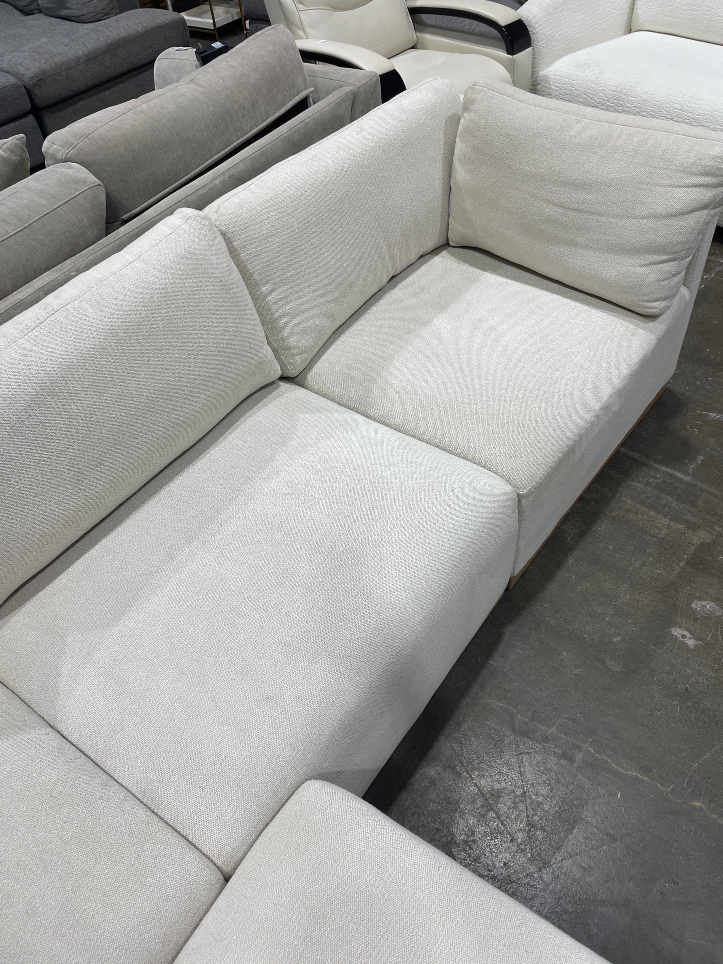 Henredon Murphy Fabric Modular Sectional with Ottoman