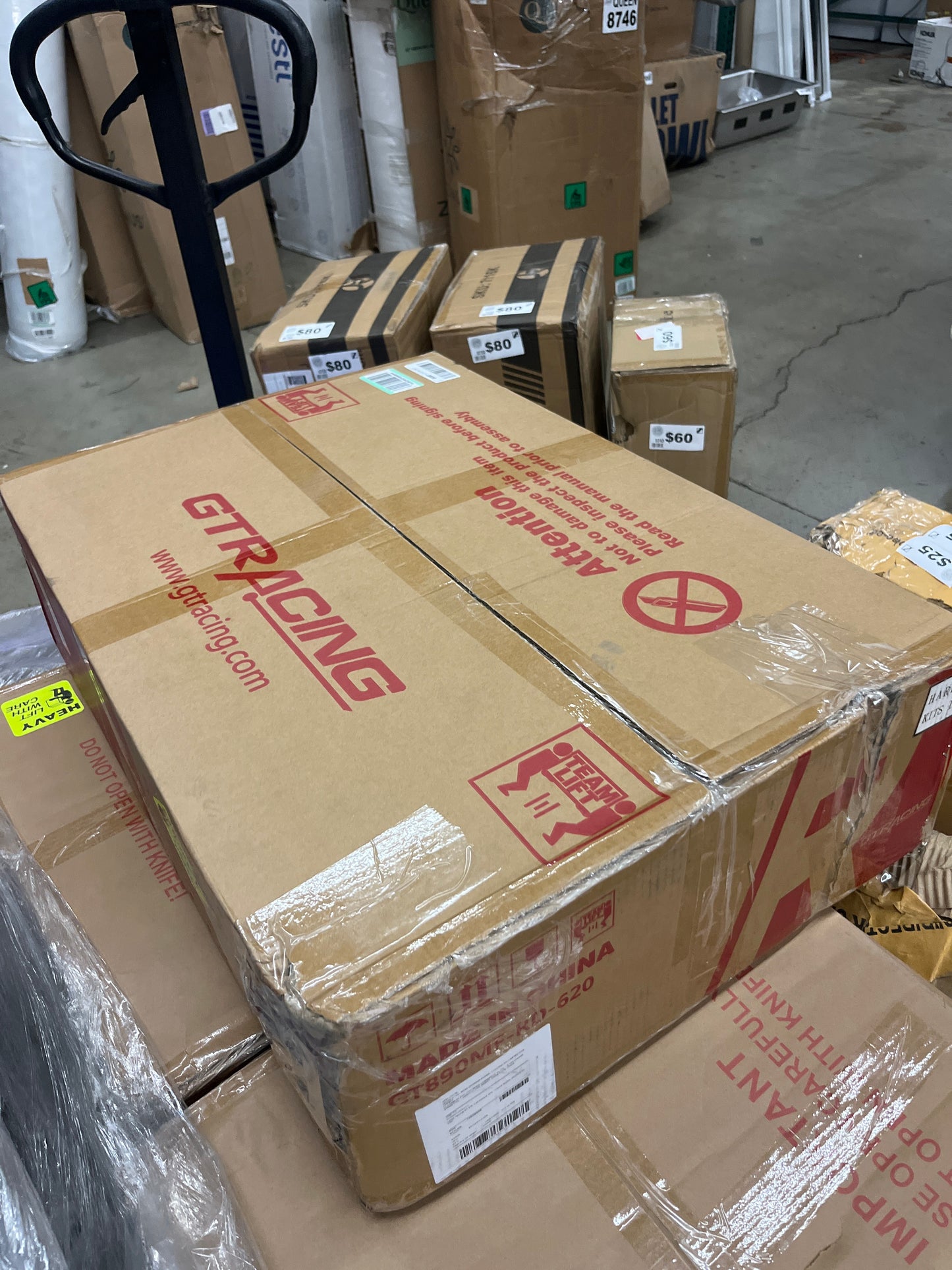 NEW - GTRACING Gaming Chair with Footrest Speakers Video Game Chair Bluetooth Music Heavy Duty Ergonomic Computer Office Desk Chair Red - Retail $170