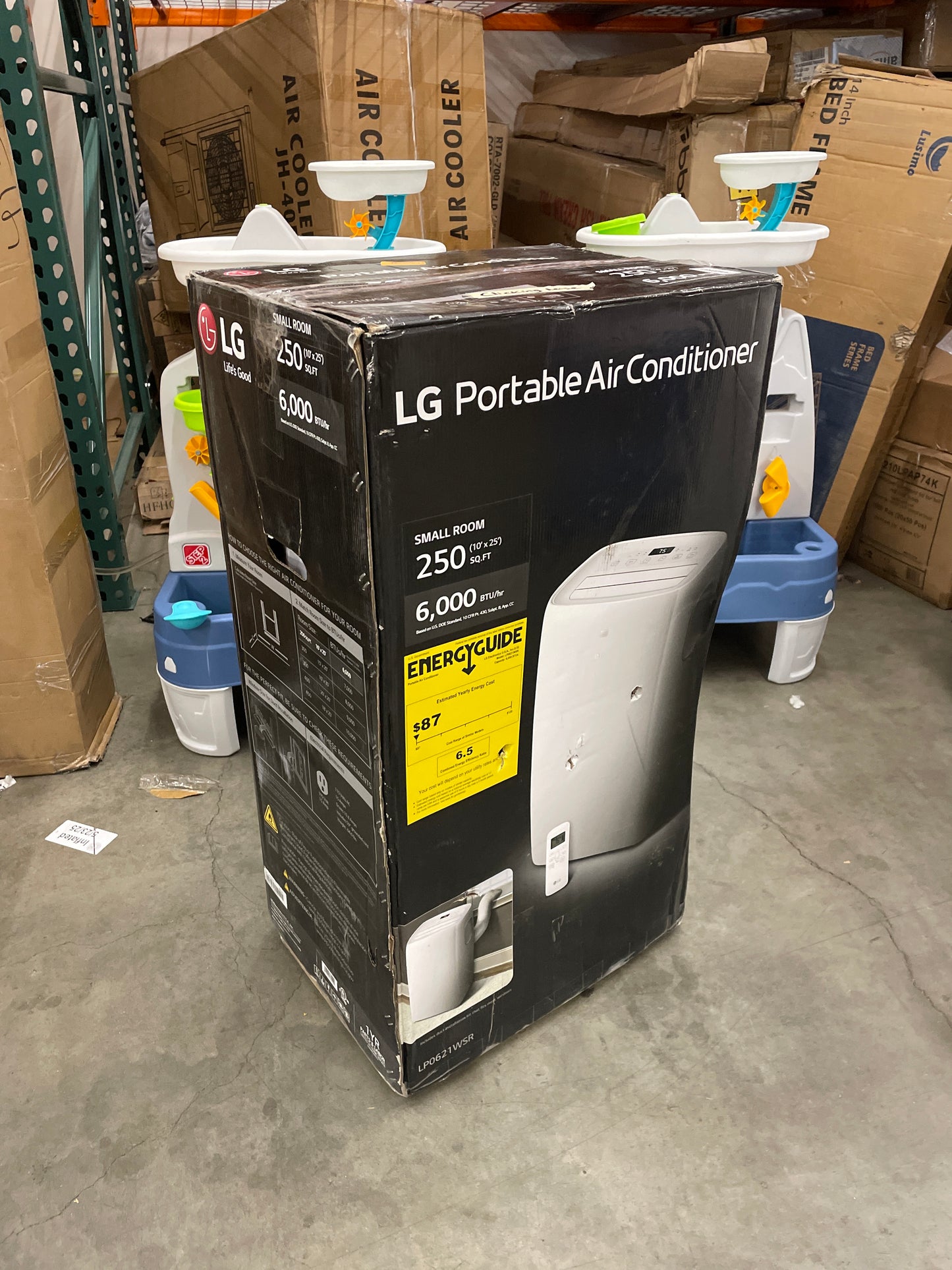 LG 6,000 BTU Portable Air Conditioner, 115V, Cools 250 Sq.Ft. (10' x 25' Room Size), Portable Air Conditioner for Home with Quiet Operation, LCD Remote Control, and Window Installation Kit, White