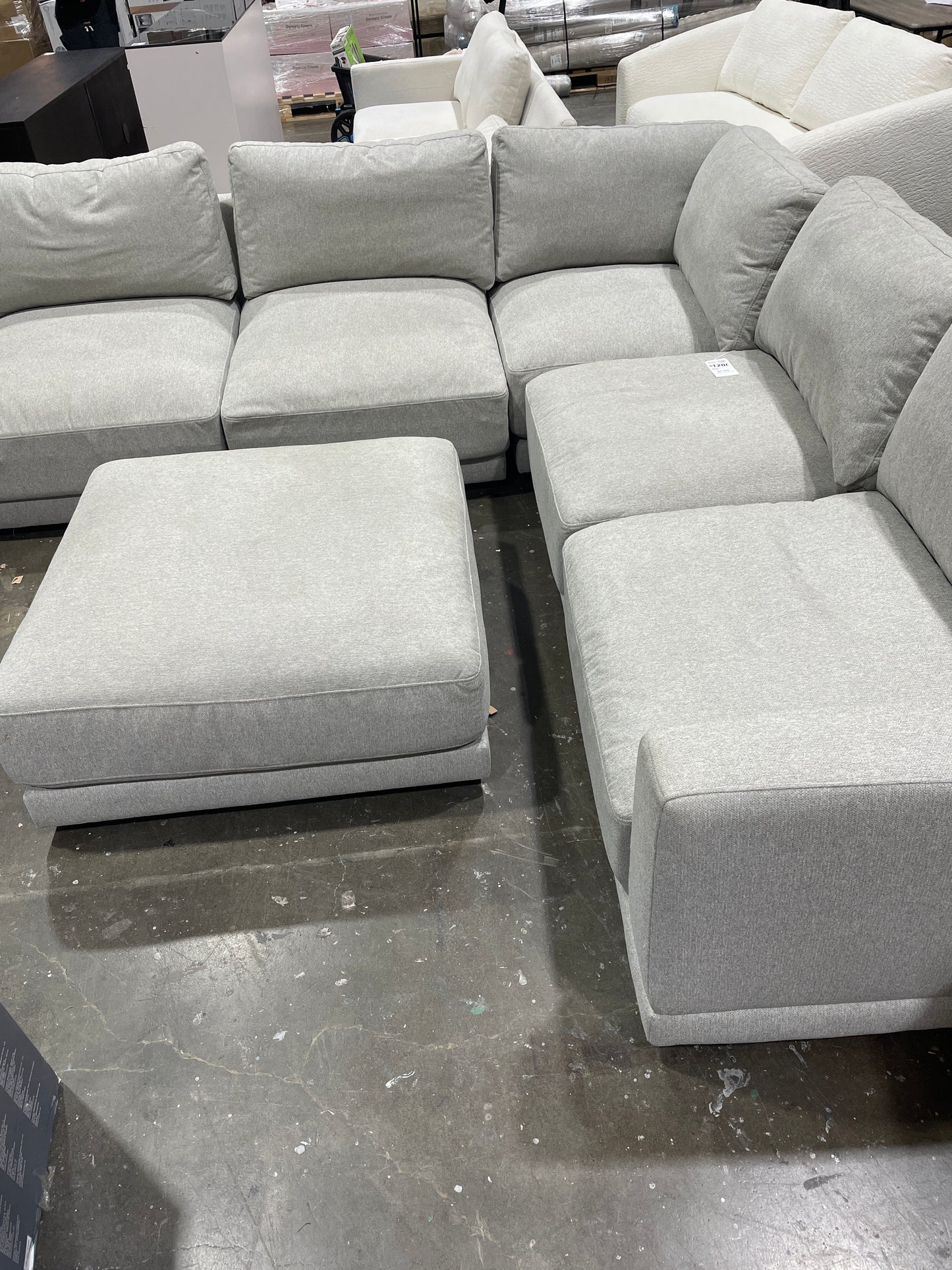 Flexsteel Avery Fabric Sectional