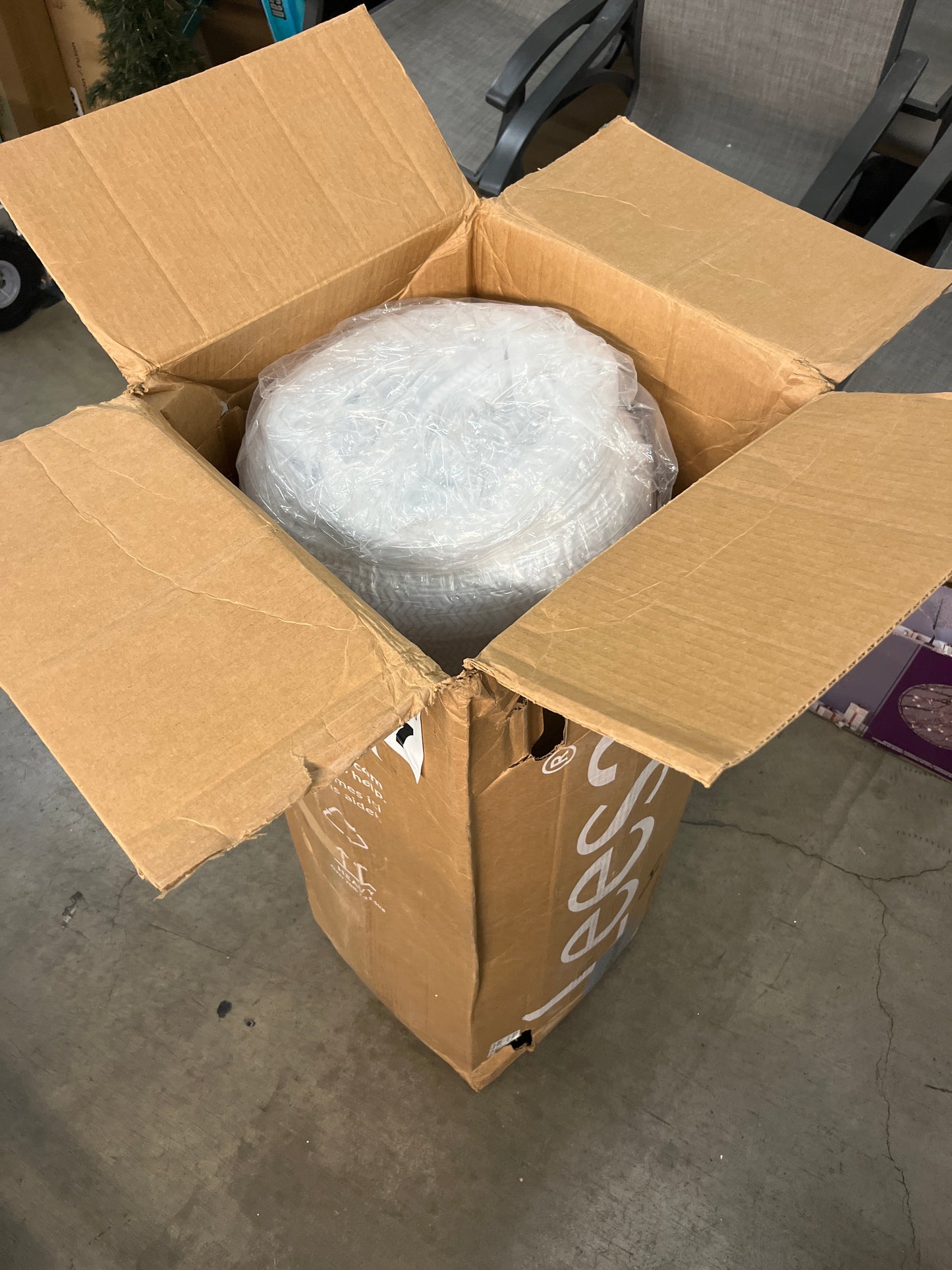 NEW - Leesa FULL 10in Youth Foam Mattress, Medium Firm Firmness, Soothing Foam and Responsive Memory Foam, 10in, CertiPUR-US Certified - Retail $526