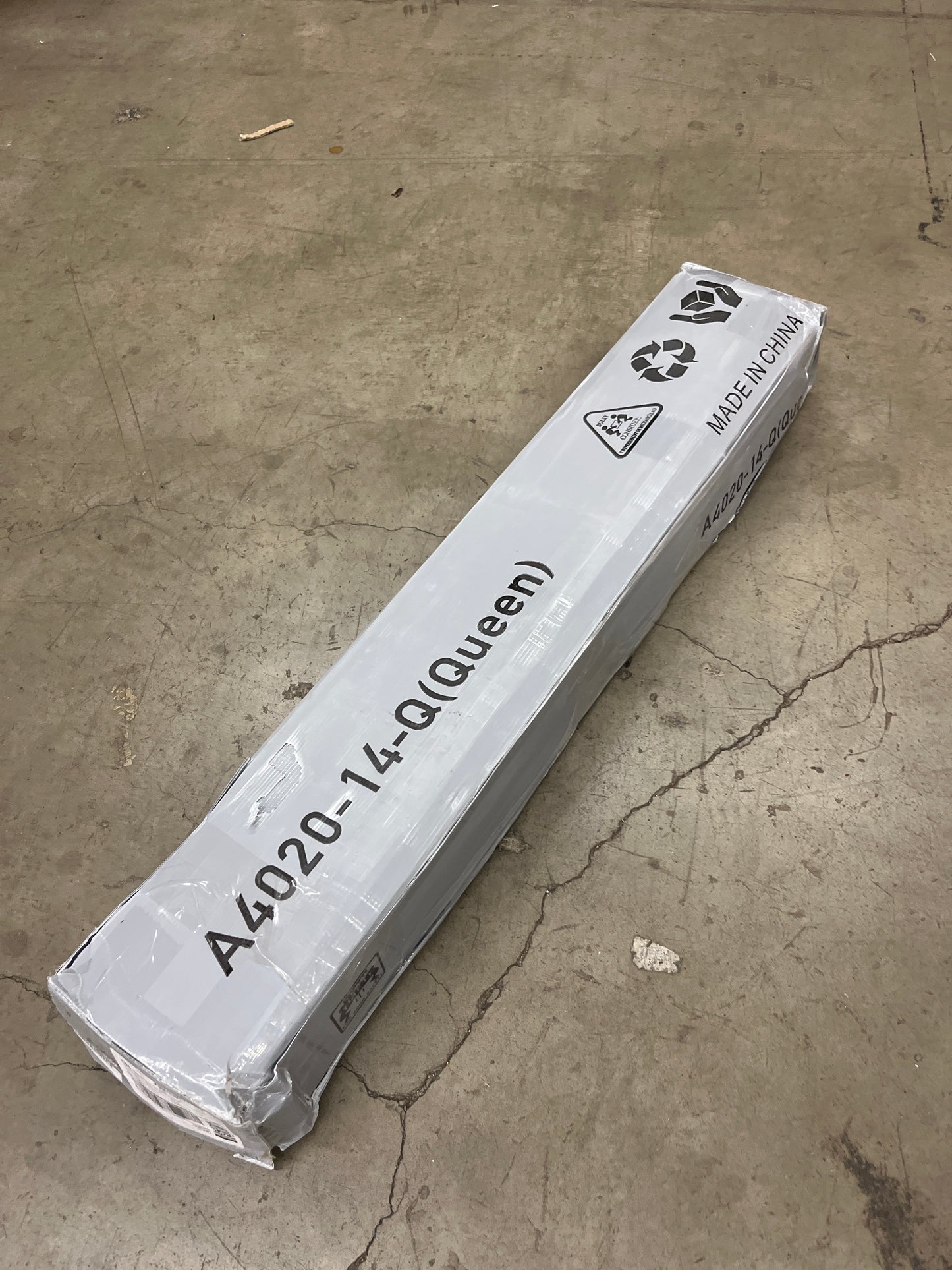 Metal Platform Bed Frame 14 Inch Tall,No Box Spring Needed,Queen Size Bed with Heavy Duty Strong Support Slats,Easy to Assemble,Black - Retail $50