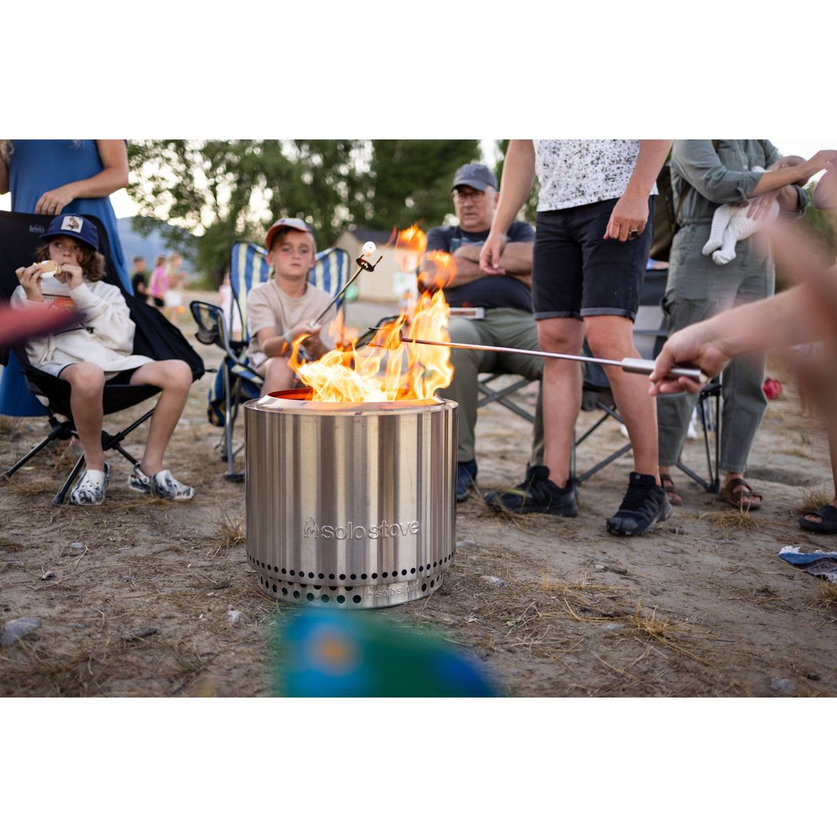 Solo Stove Bonfire 19.5" Smokeless Firepit and Stand Stainless Steel