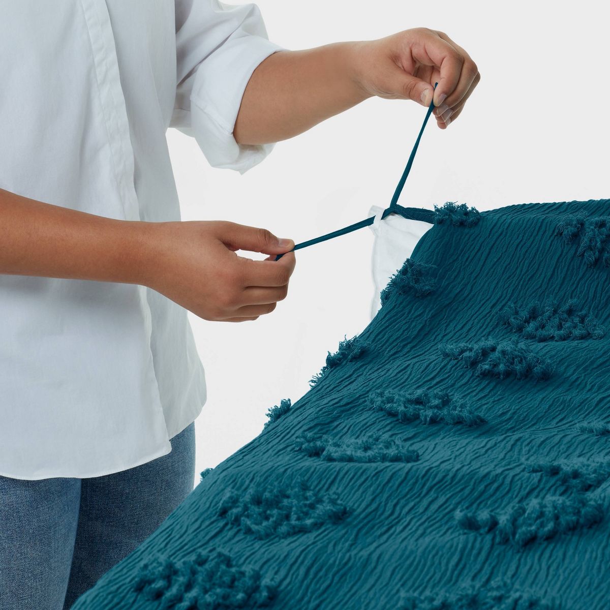 Full/Queen Tufted Diamond Crinkle Duvet Cover and Sham Set Dark Teal Blue - Threshold