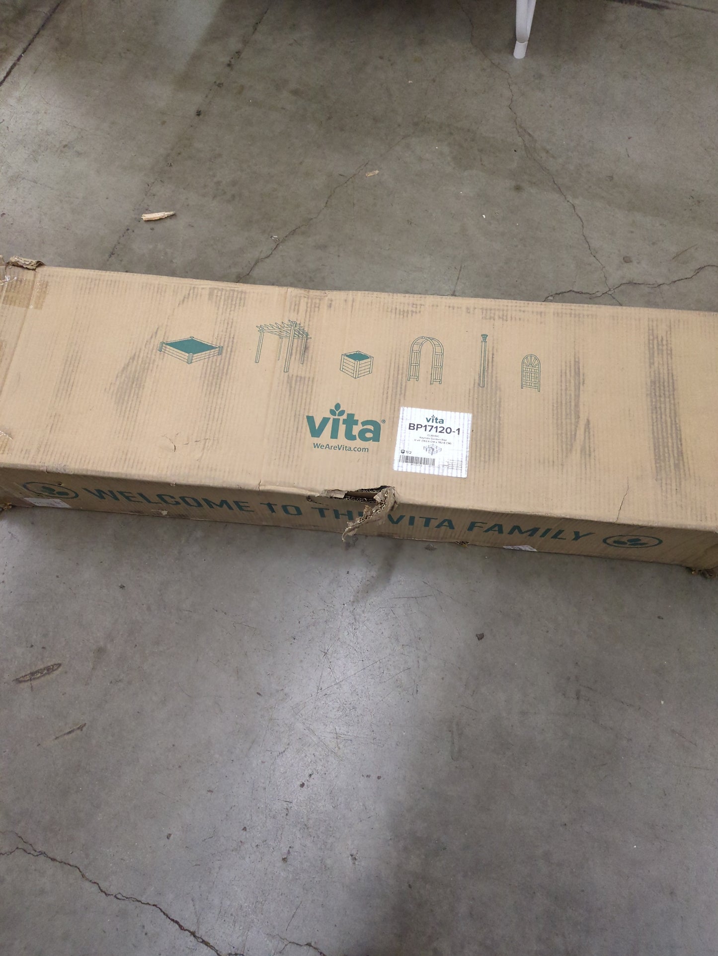 NEW - Vita Keyhole 6' x 6' Composting Garden Bed - Retail $360