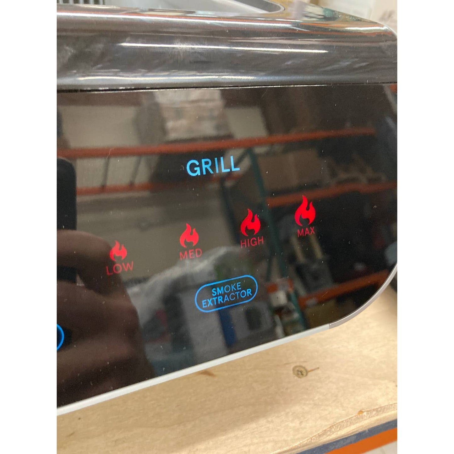 NEW - Costco - Gourmia FoodStation Smokeless Grill, Griddle, & Air Fryer with Integrated Temperature Probe - Retail $99