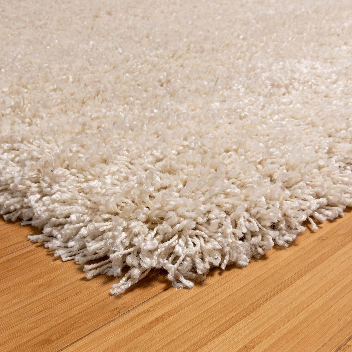 NEW - Thomasville Marketplace Luxury Shag Rug Cream 9.5x13 - Retail $499