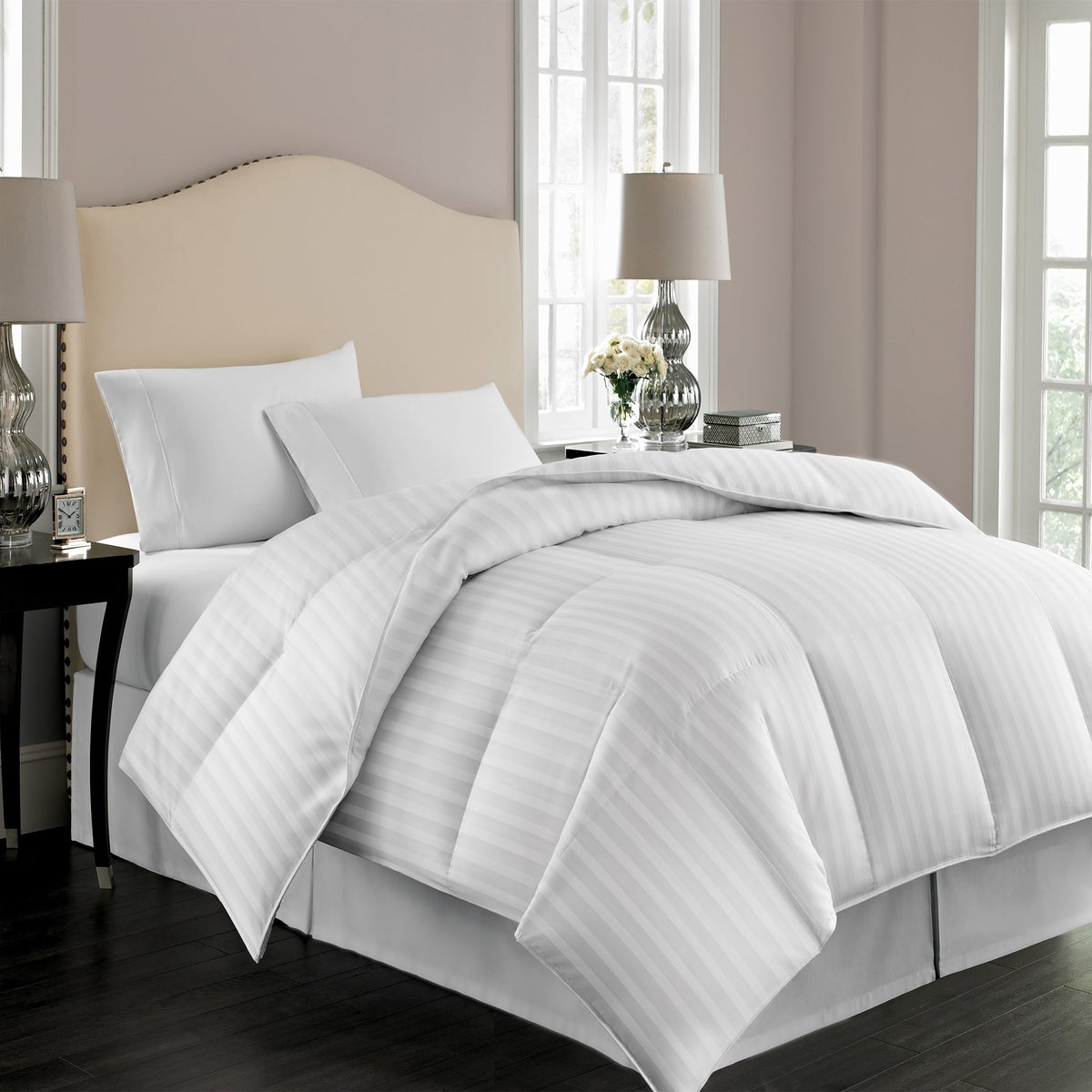 Hotel Grand White Goose Down Comforter, Full/Queen