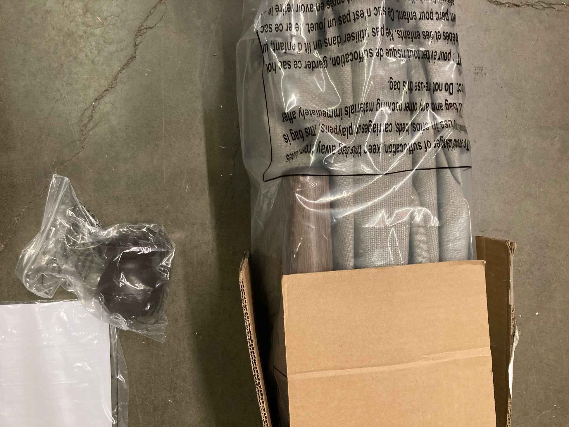 Costco - GRAY Proshade 11ft Wood-Look Collar Tilt Aluminum Umbrella - Retail $239 Default Title