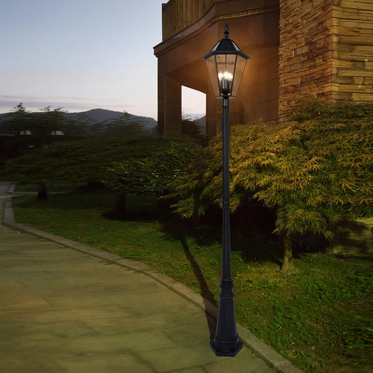 NEW - Lutec Outdoor LED Solar Post Light - Retail $139