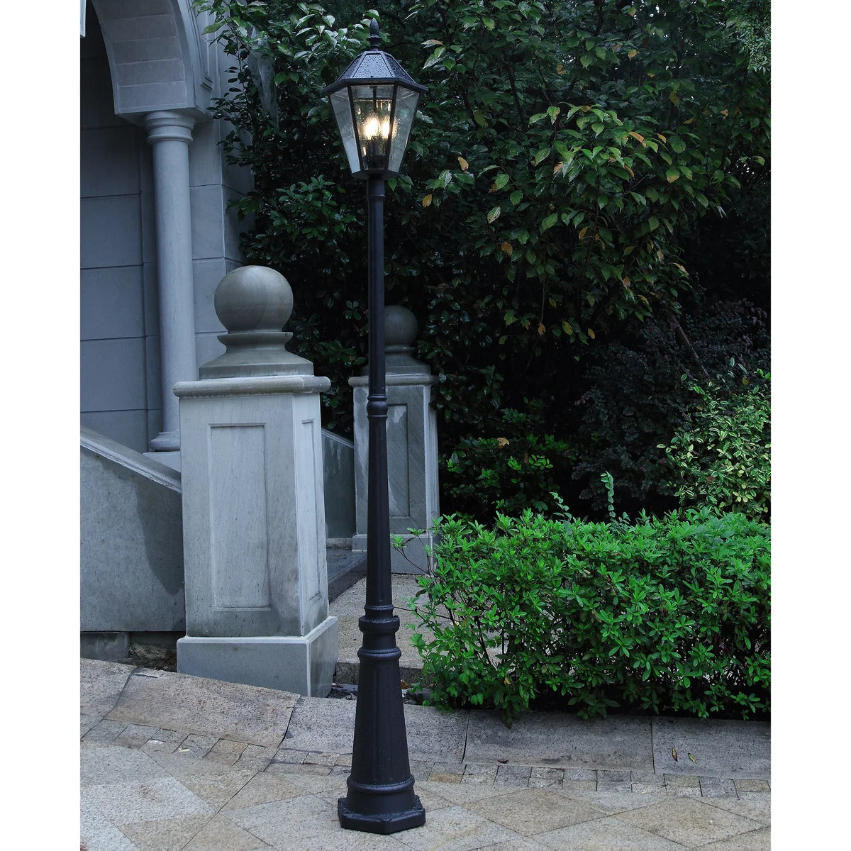 NEW - Lutec Outdoor LED Solar Post Light - Retail $139
