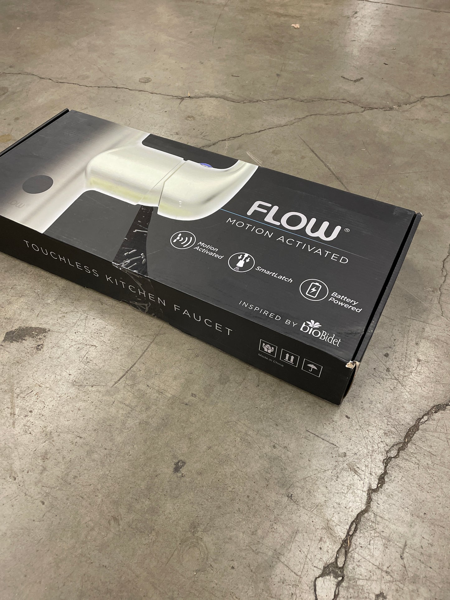 FLOW TOUCHLESS FAUCET ORB - Retail $159