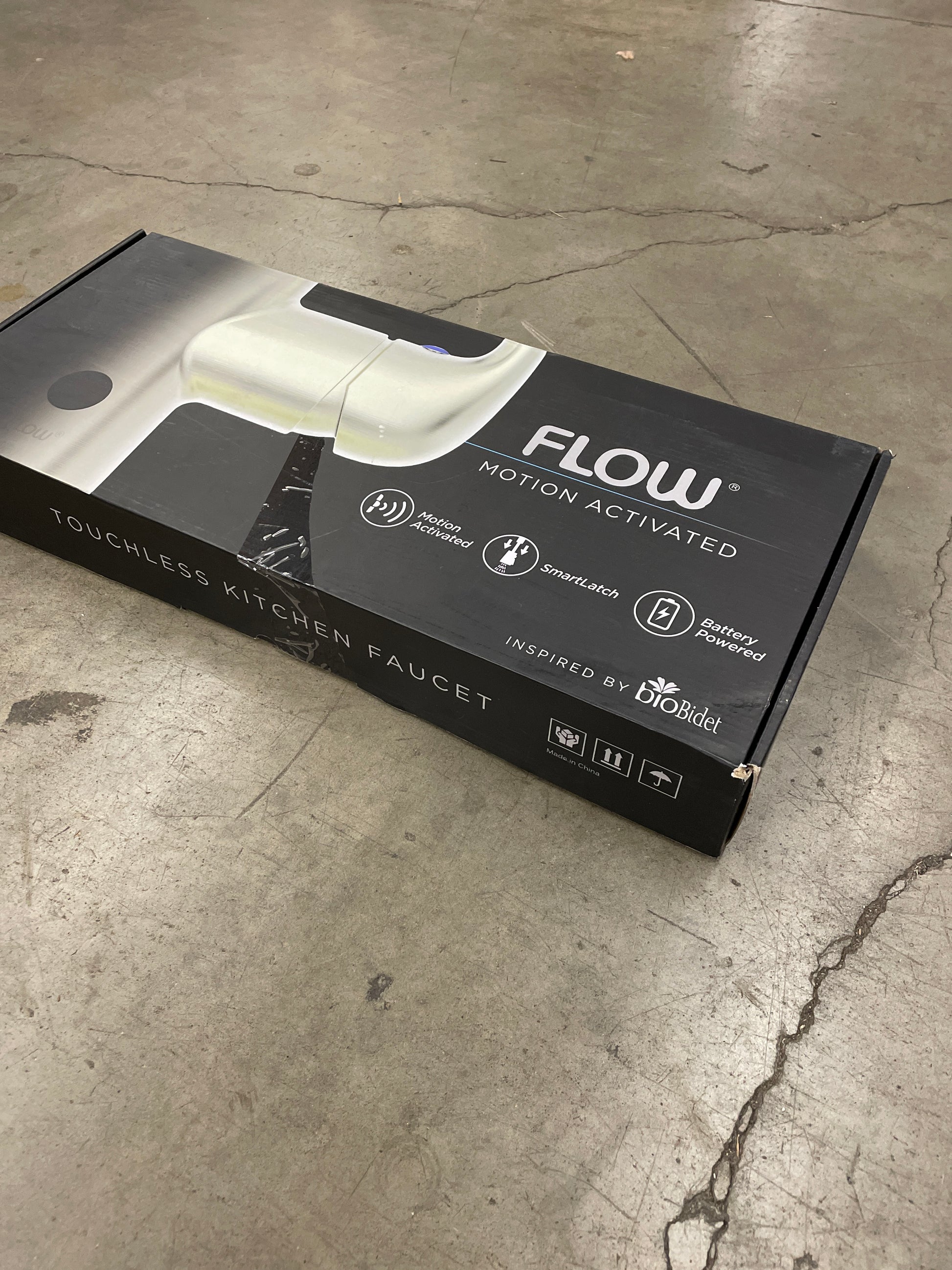 FLOW TOUCHLESS FAUCET ORB - Retail $159
