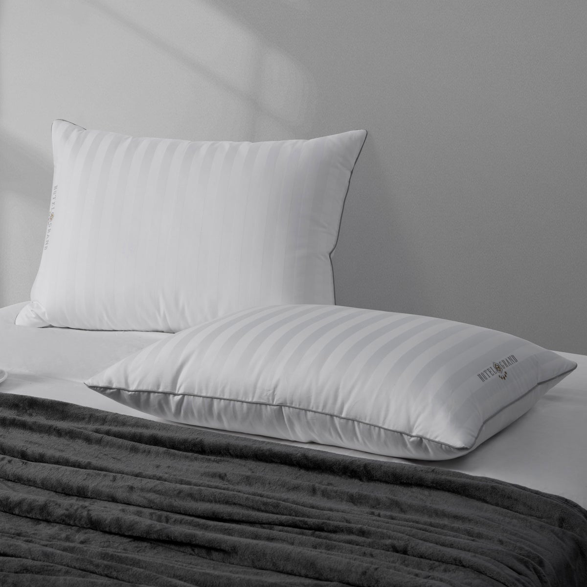 Hotel Grand Feather & Down Pillow, 2-pack