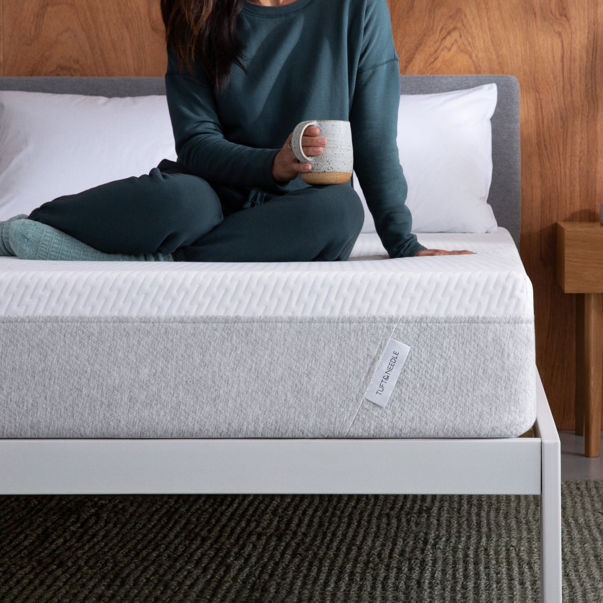 FULL - Tuft & Needle 9.5" Memory Foam Mattress