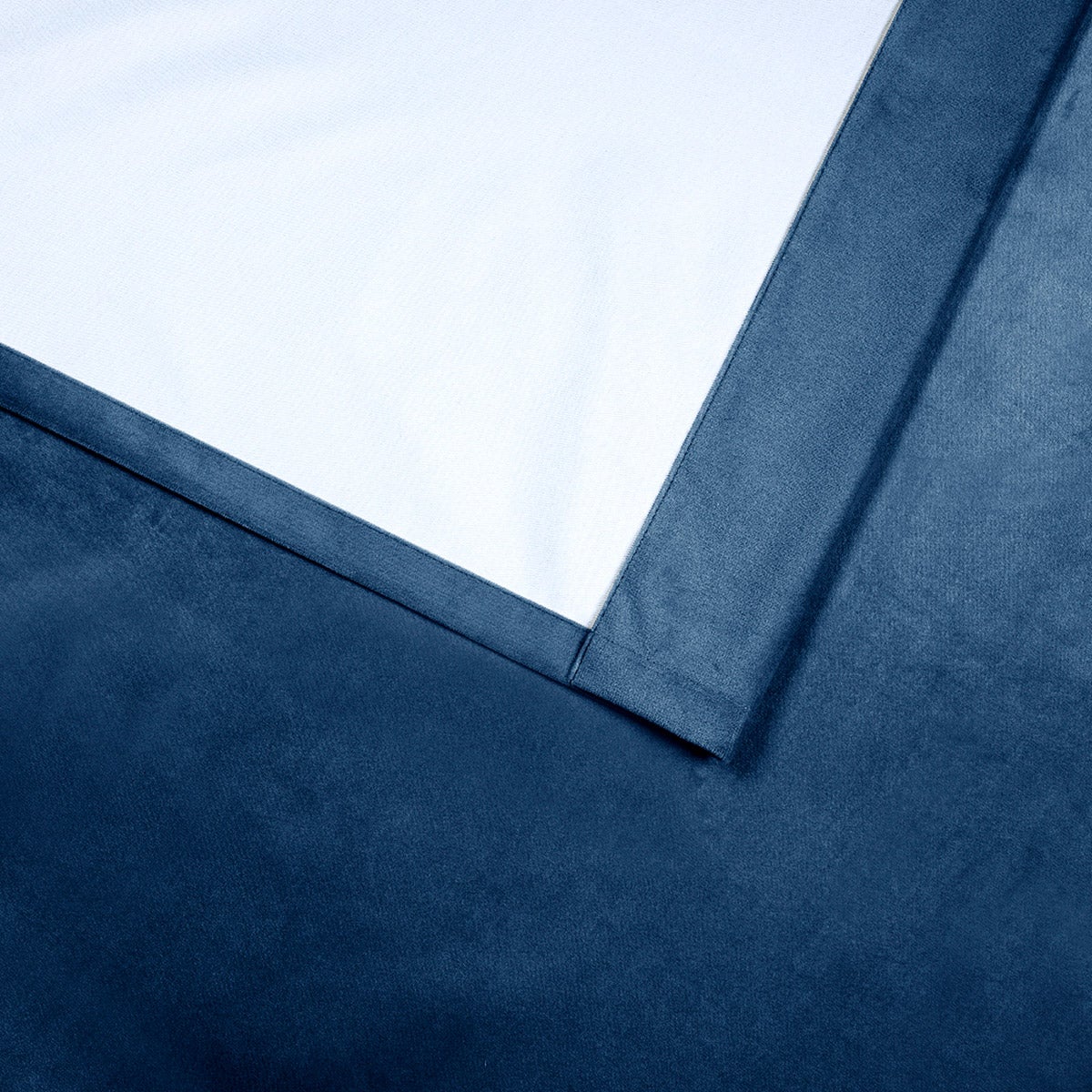 Total Blackout Velvet Window Curtain, 2-pack - Retail $44