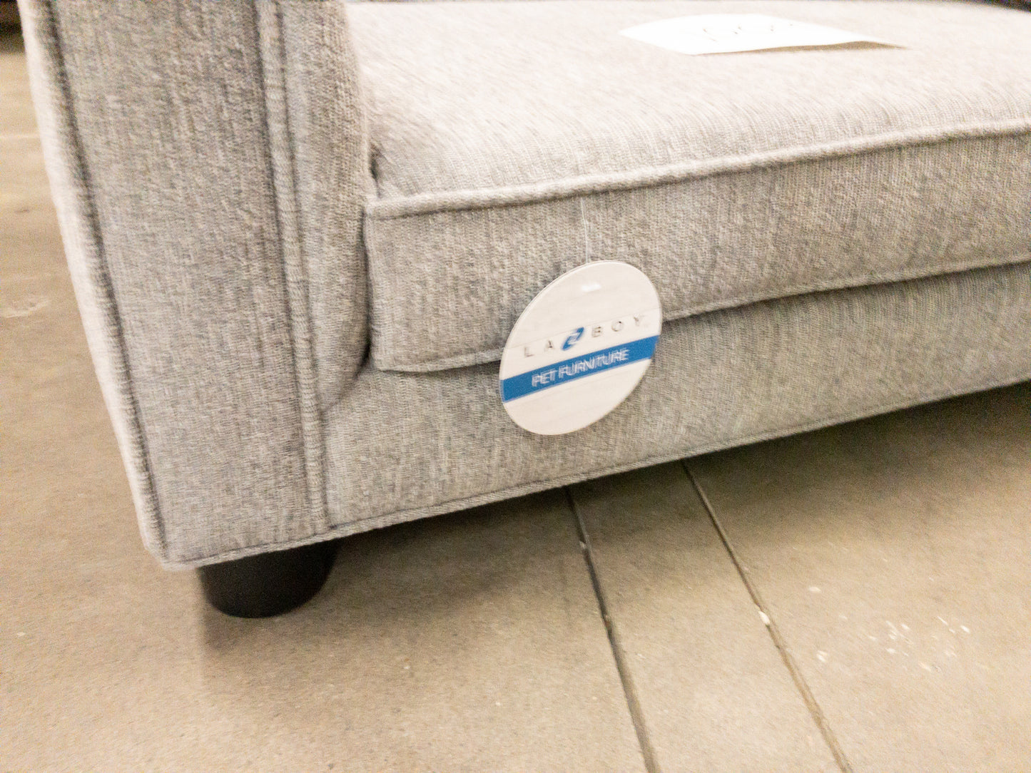 NEW - Costco - La-Z-Boy Franklin Dog Sofa with Pillow - Retail $249