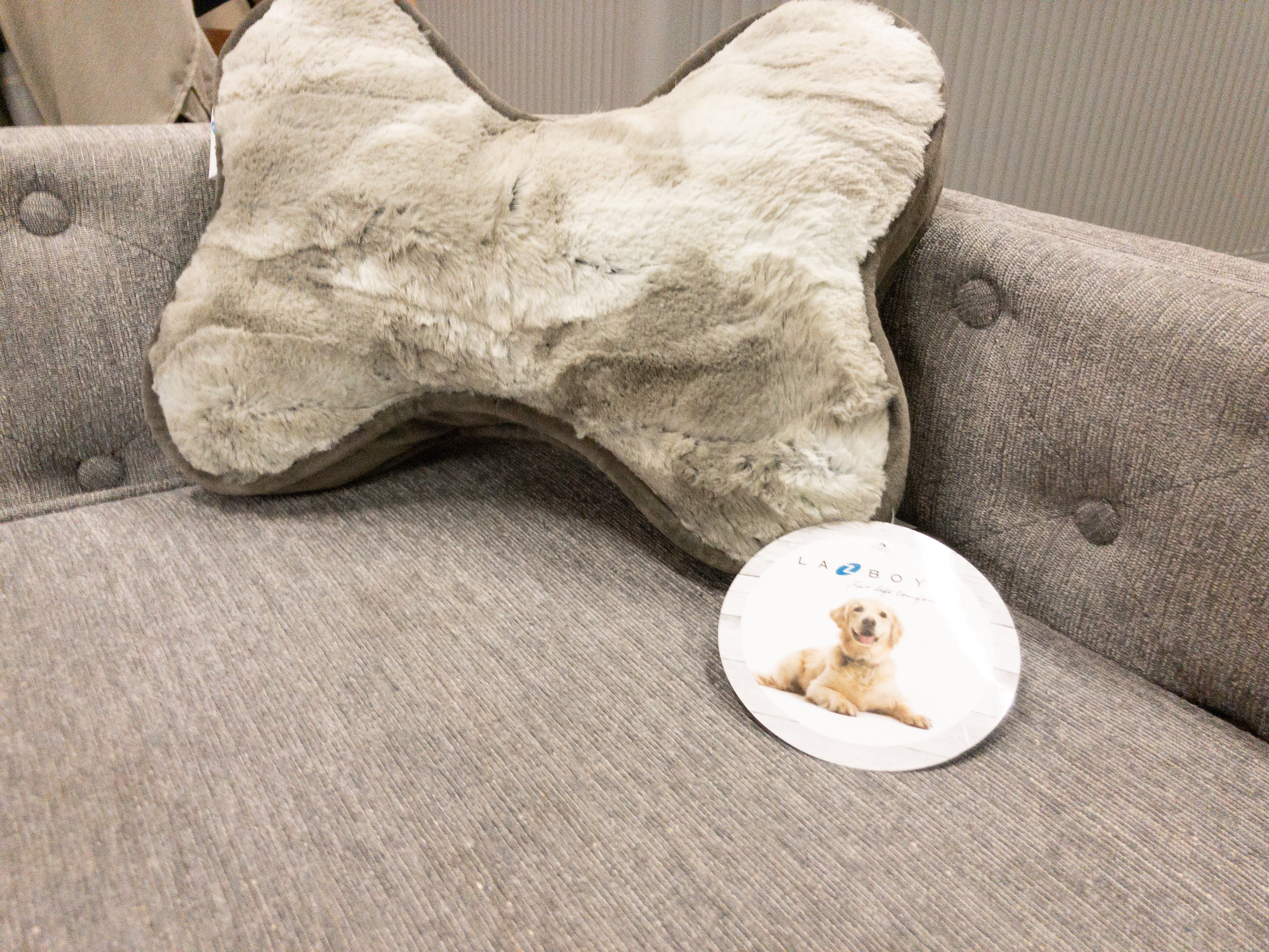 NEW - Costco - La-Z-Boy Franklin Dog Sofa with Pillow – PDX Deals
