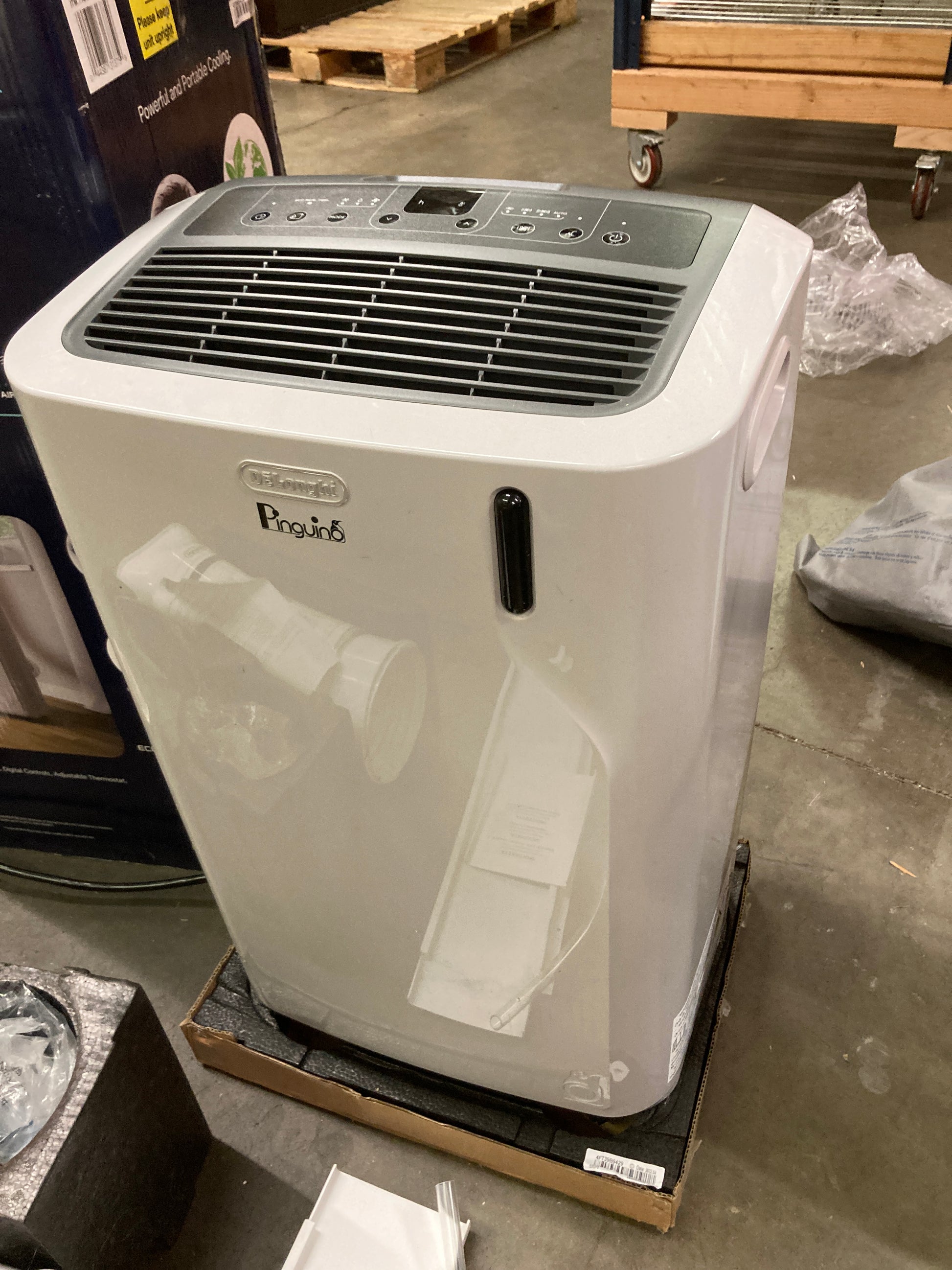 De’Longhi 3-in-1 Portable Air Conditioner - Retail $369 Default Title