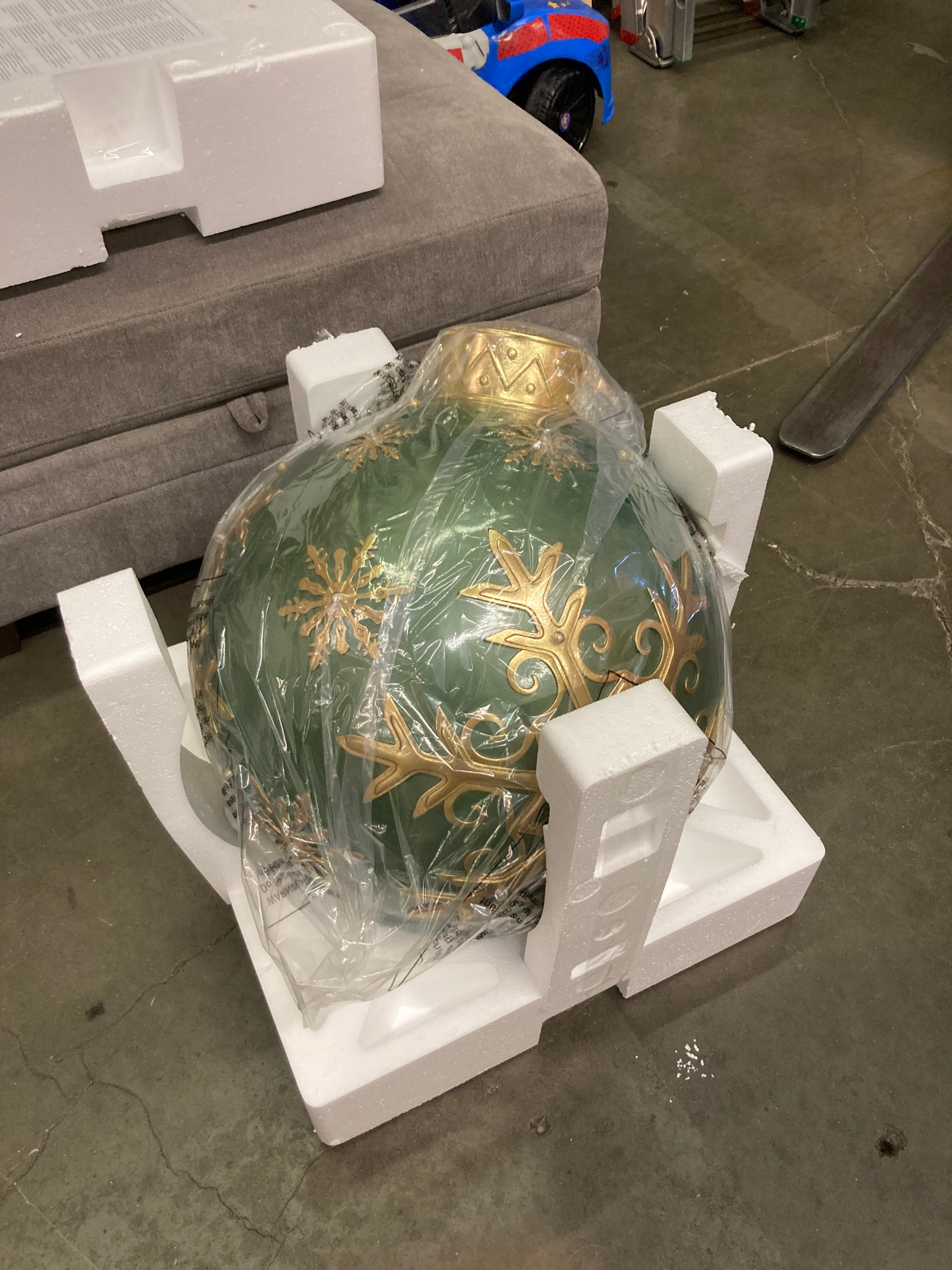 NEW - Costco - Oversized Christmas Ornament with LED lights - Retail $109 Default Title