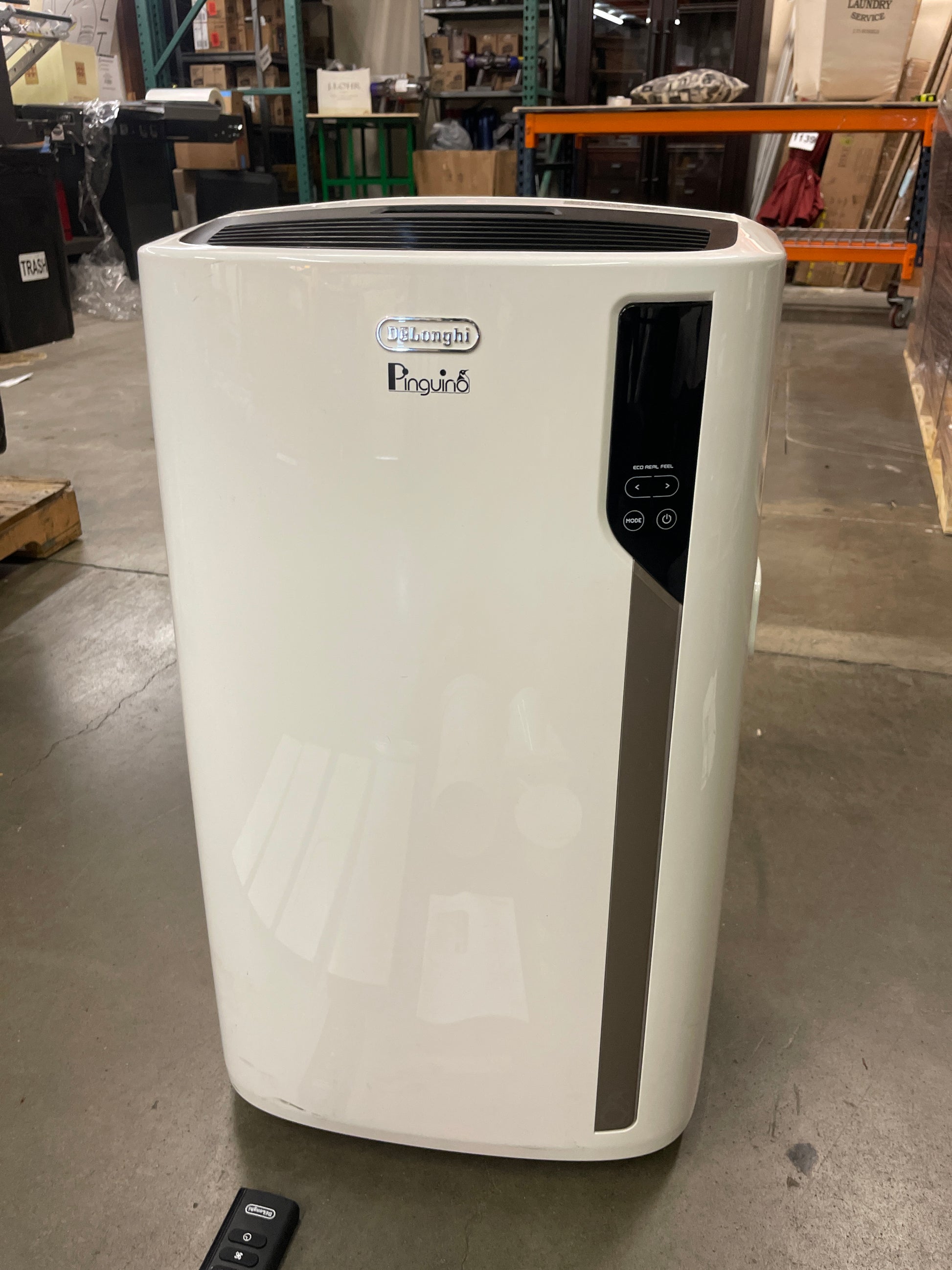 De'Longhi Pinguino 4-in-1: Air Conditioner, Heater, Dehumidifier, and Fan - Retail $499 Default Title